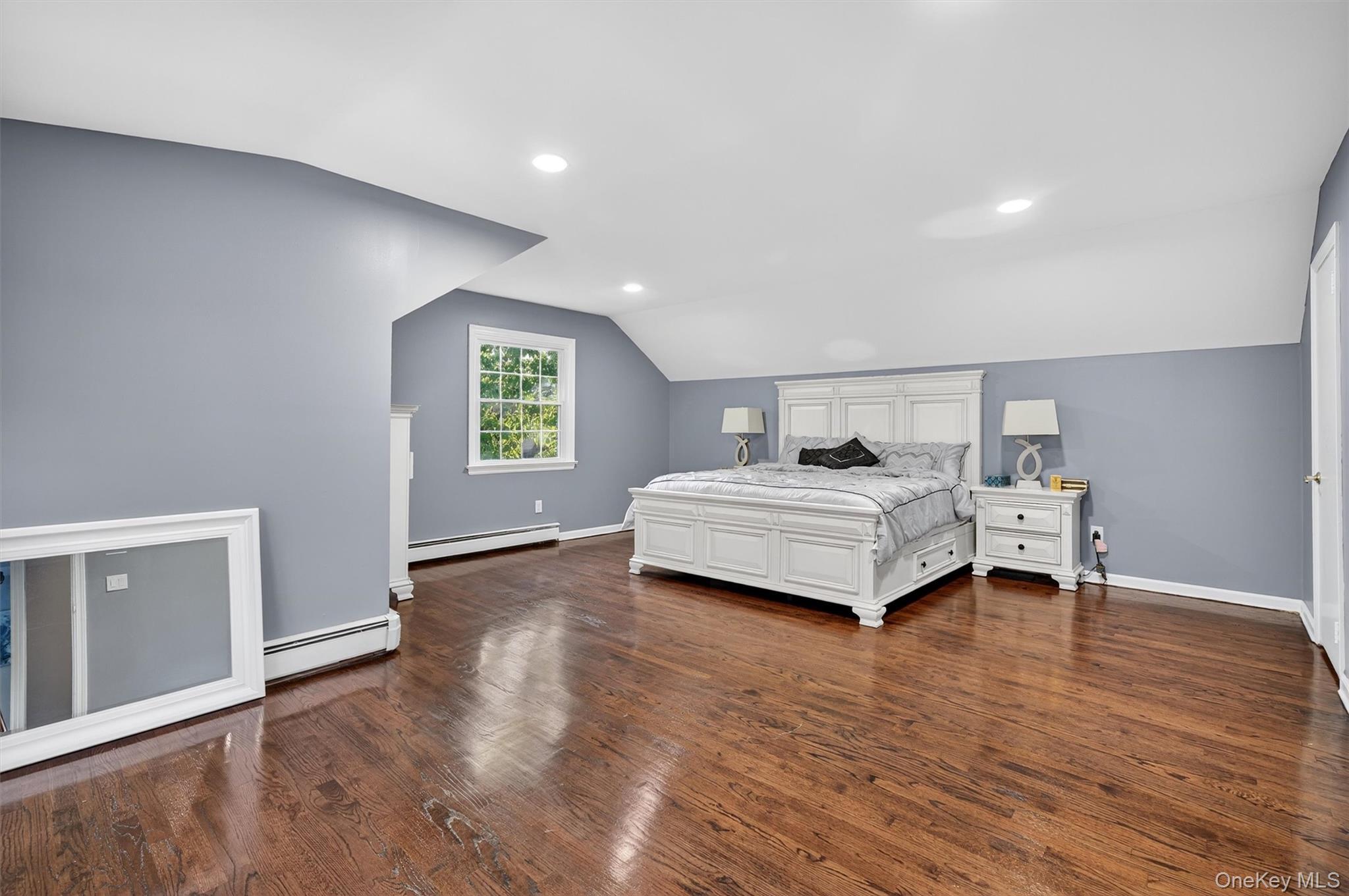 Single Family Circle  Orange County, NY 10950, MLS-929367-24