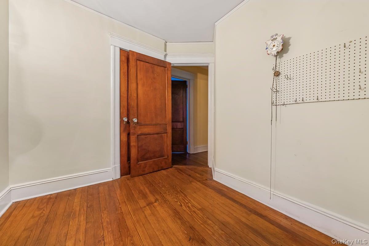 Single Family Ridge  Westchester County, NY 10705, MLS-929373-24