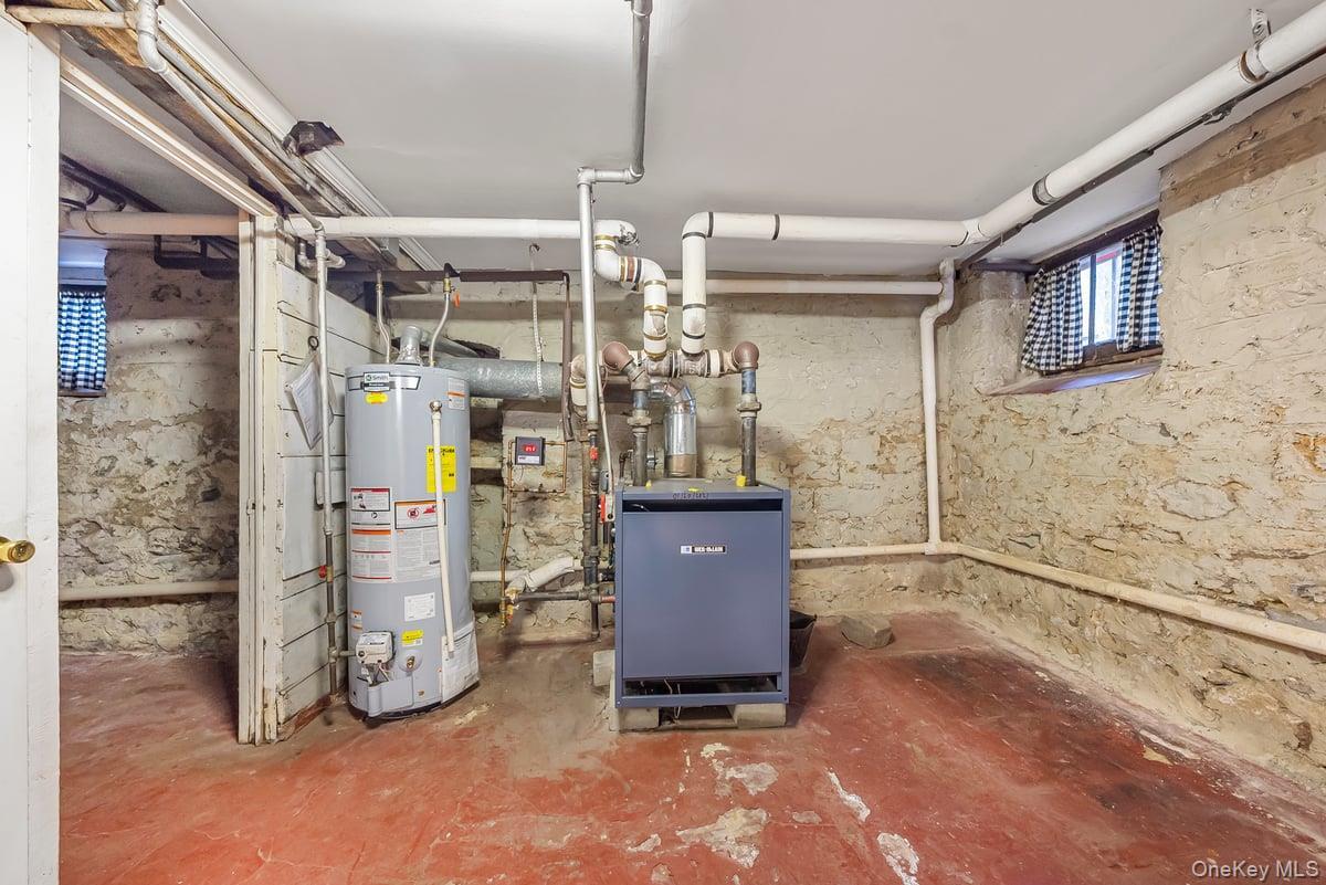 Single Family Ridge  Westchester County, NY 10705, MLS-929373-36