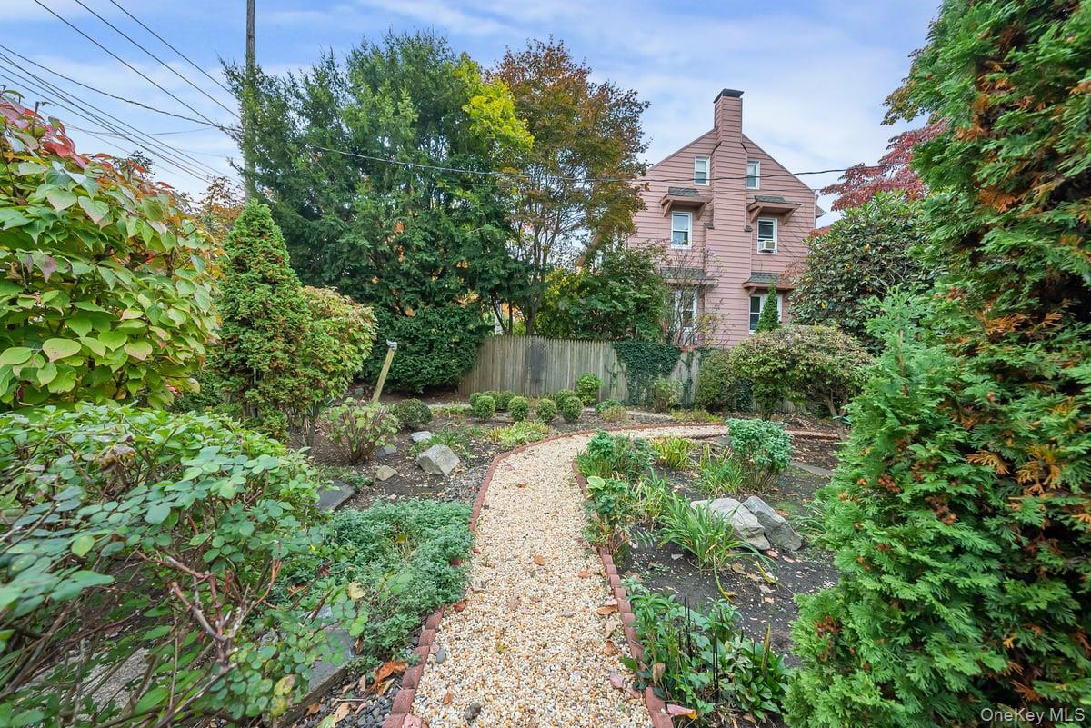 Single Family Ridge  Westchester County, NY 10705, MLS-929373-37