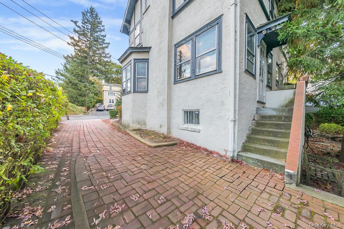 Single Family Ridge  Westchester County, NY 10705, MLS-929373-44