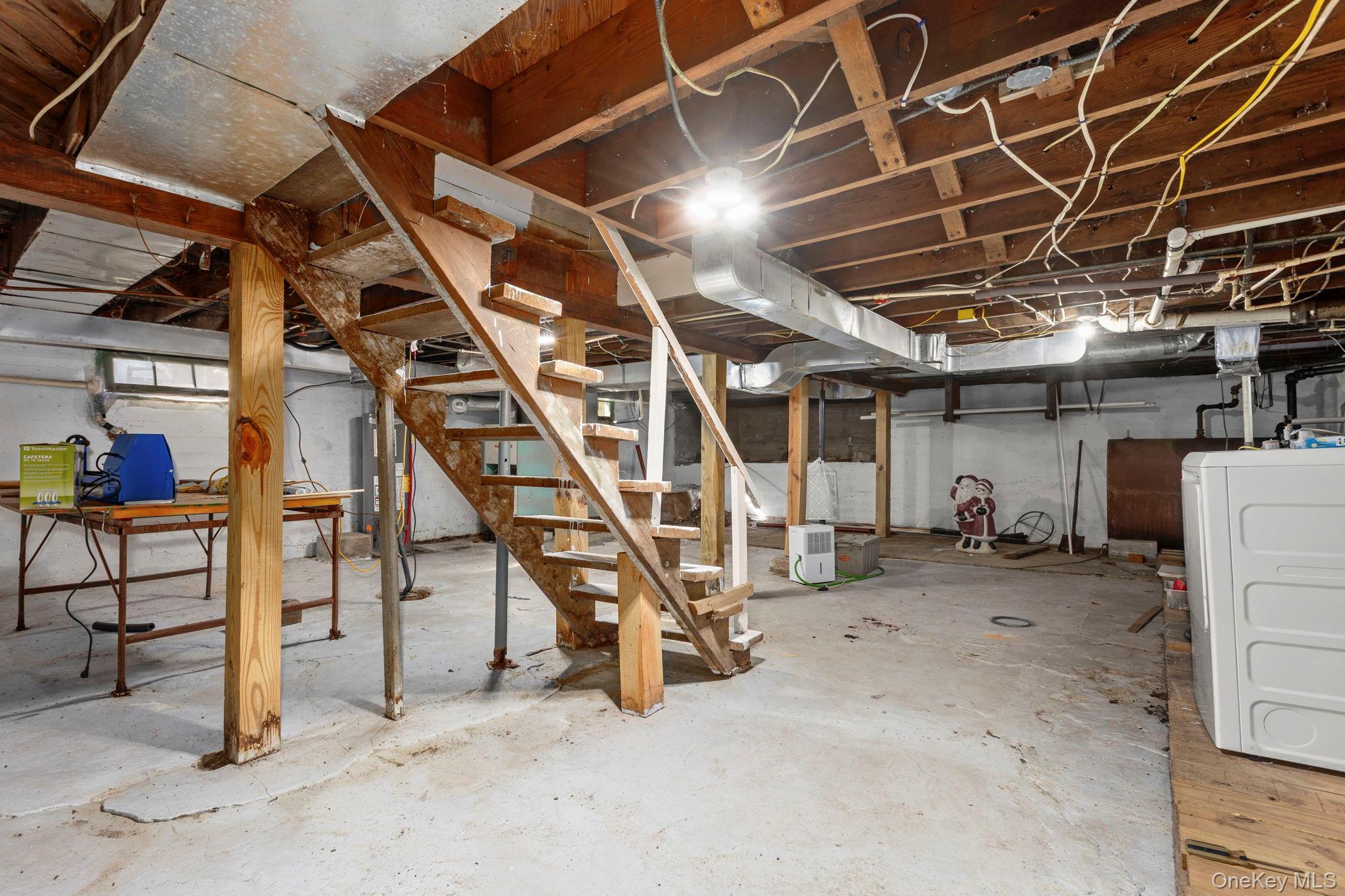 Single Family Dog Tail Corners Dutchess County, NY 12594, MLS-929378-19