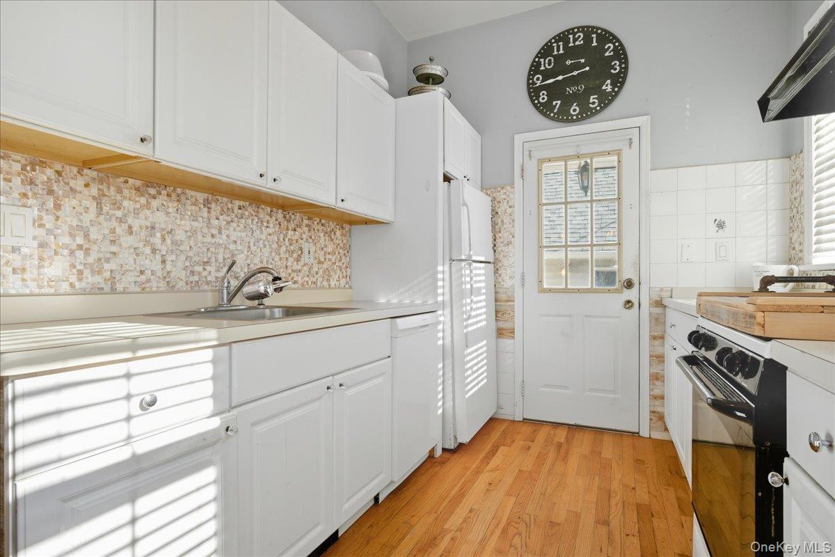 Single Family 9th Nassau County, NY 11709, MLS-929385-10