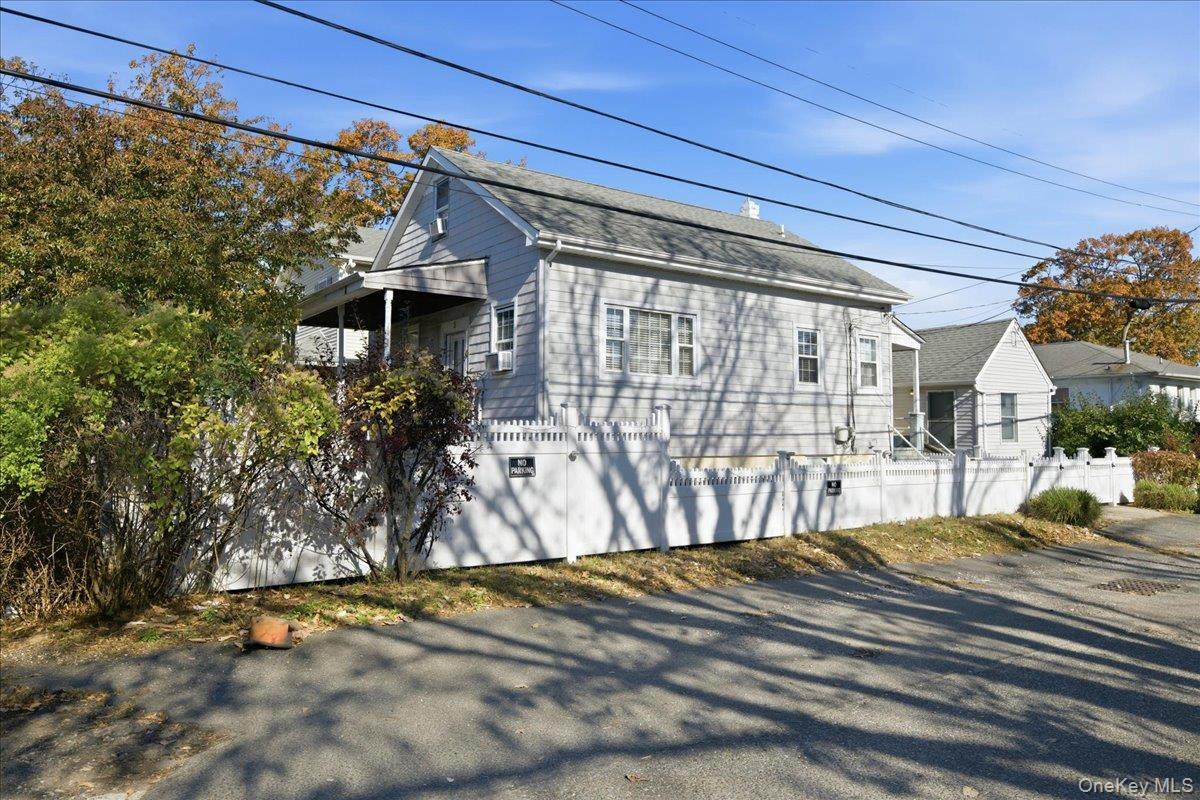 Single Family 9th Nassau County, NY 11709, MLS-929385-26