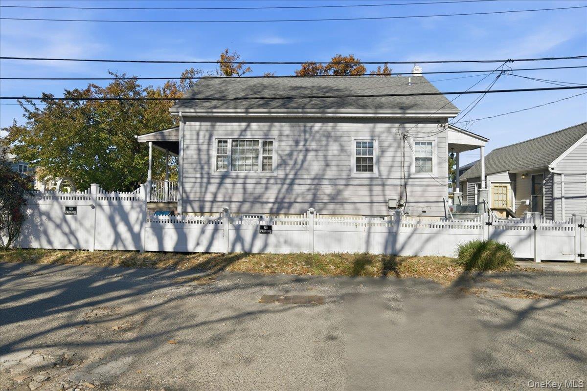 Single Family 9th Nassau County, NY 11709, MLS-929385-27