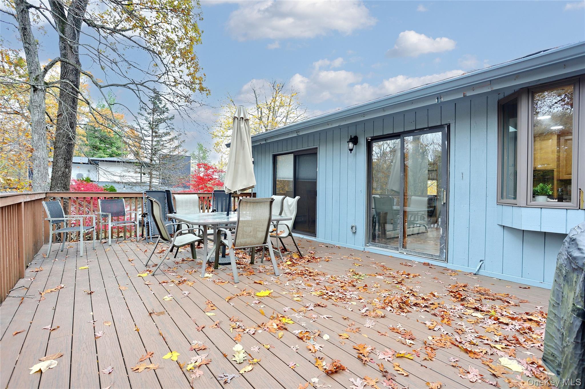 Single Family Sherwood Ridge  Rockland County, NY 10970, MLS-929390-24