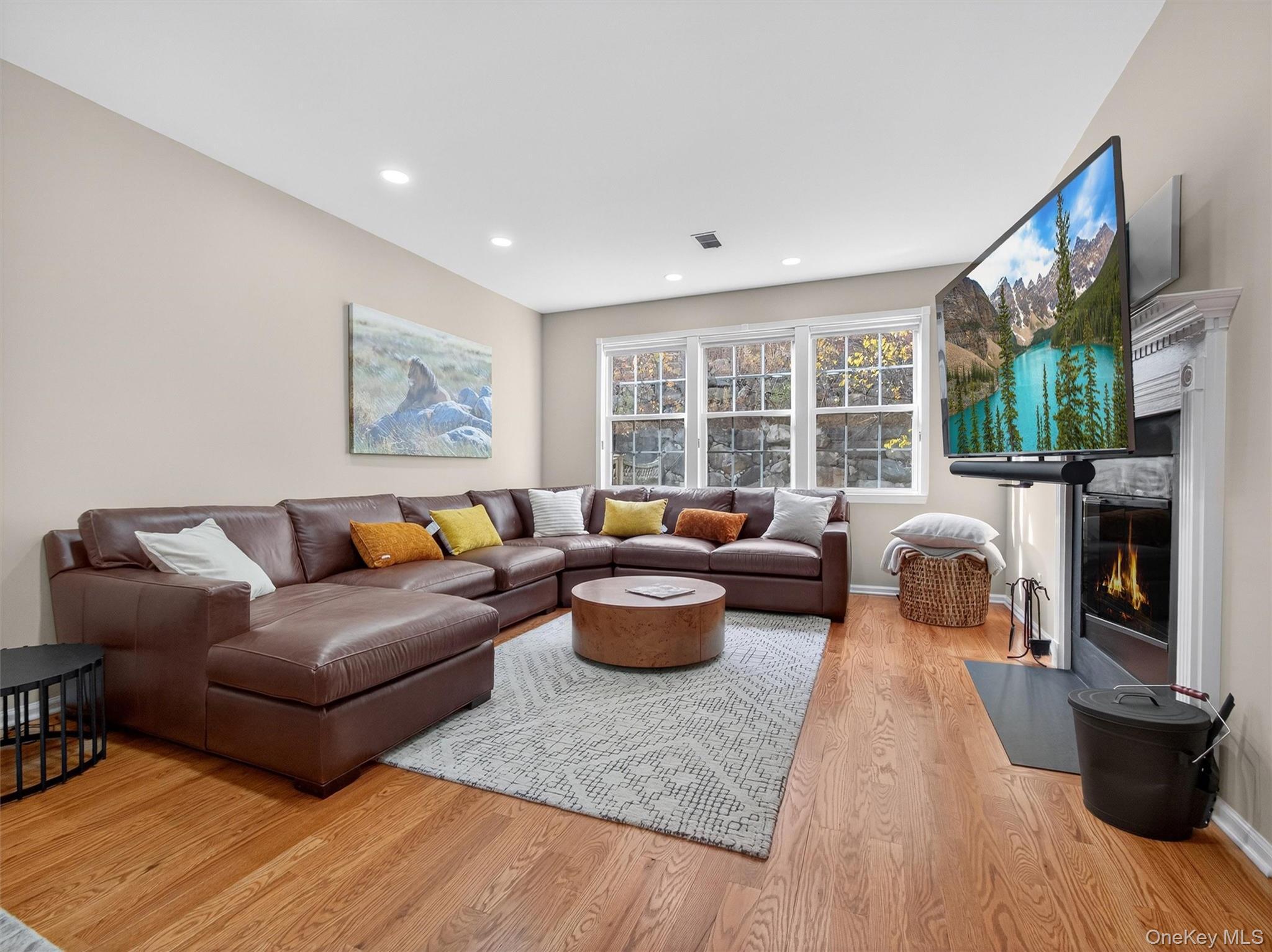 Single Family Woodlands  Orange County, NY 10987, MLS-929400-3