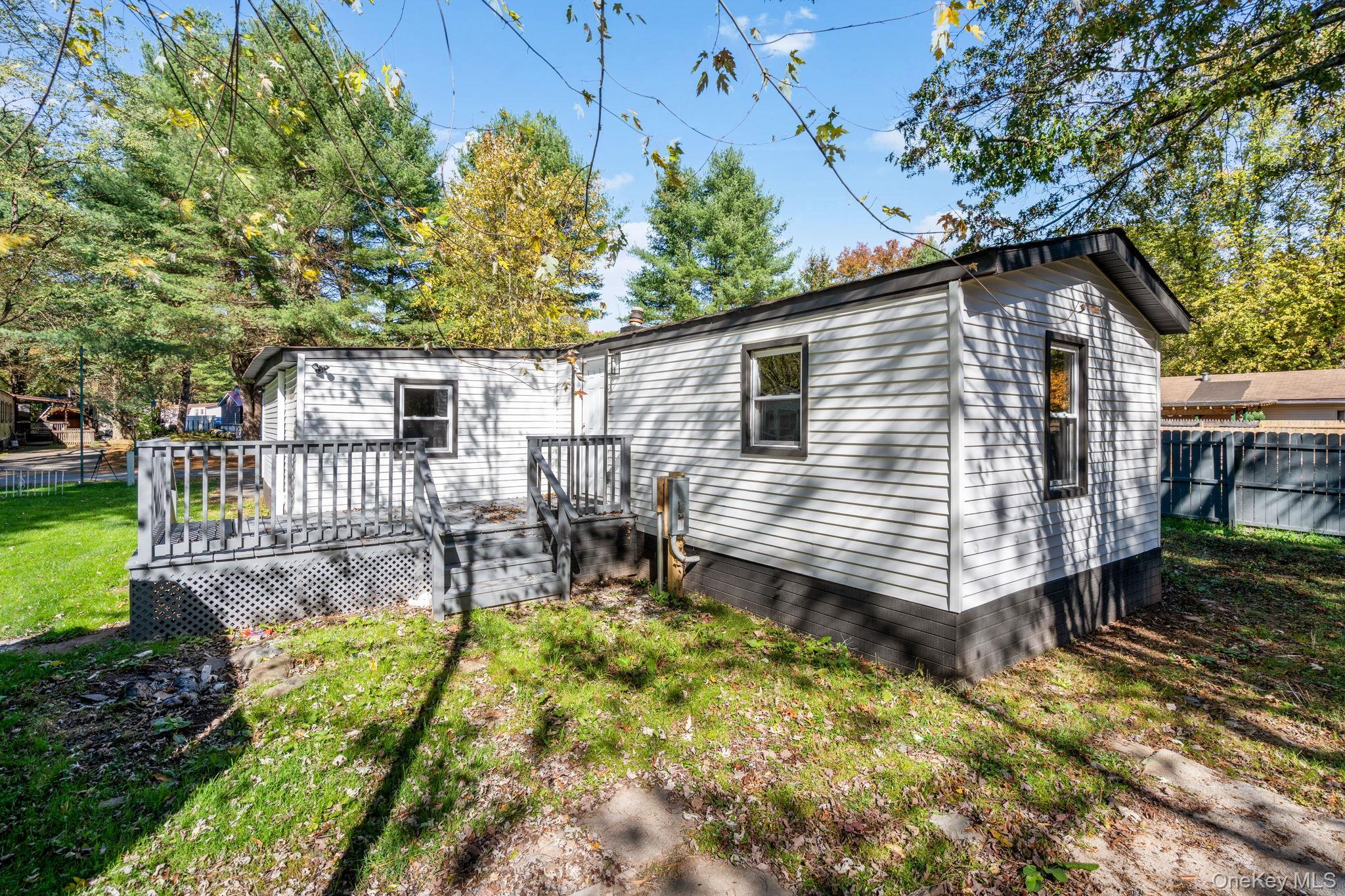 Single Family Oxford Circle Sullivan County, NY 12759, MLS-929417-3