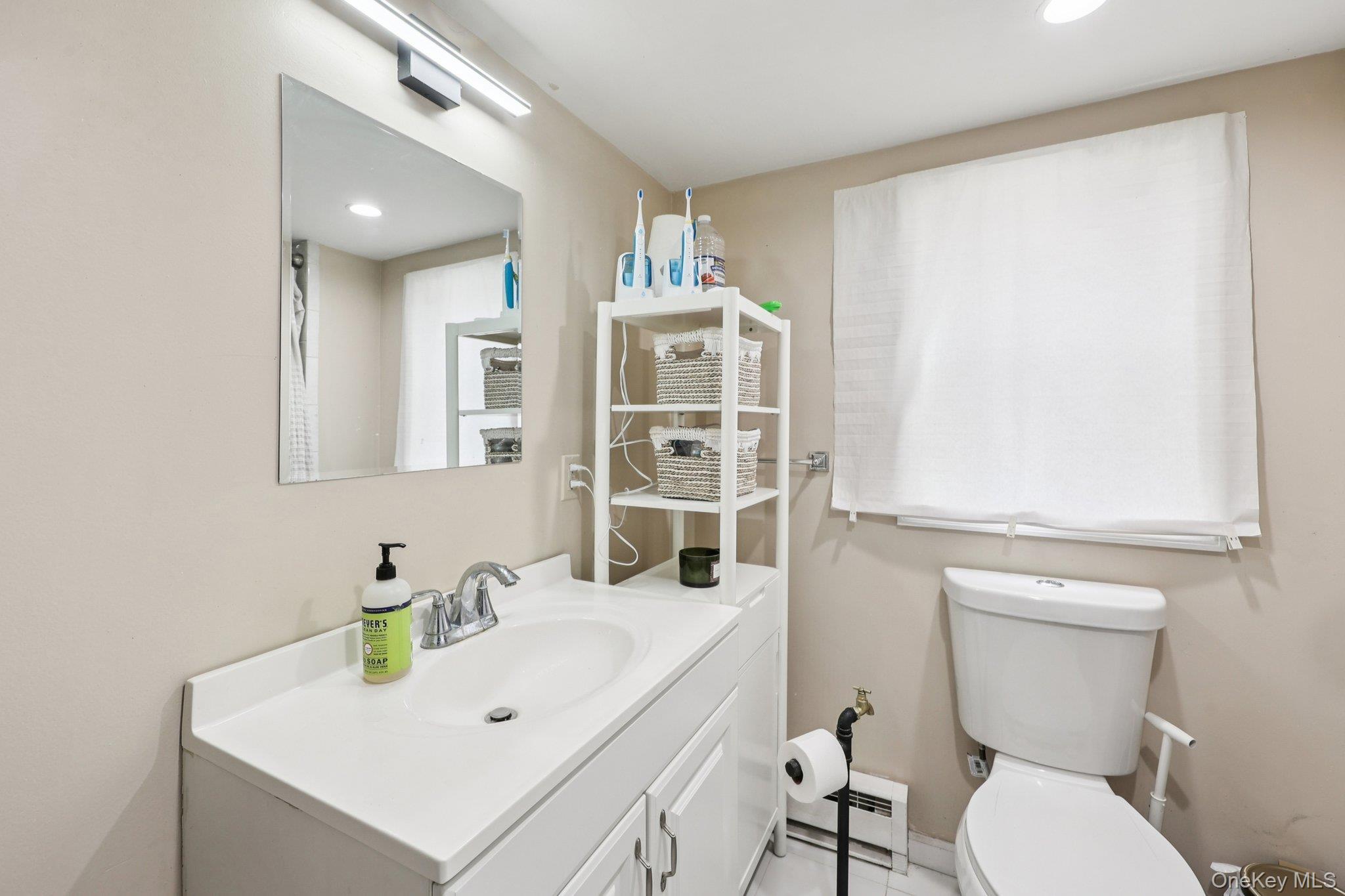 Single Family Green Orange County, NY 12575, MLS-929432-11