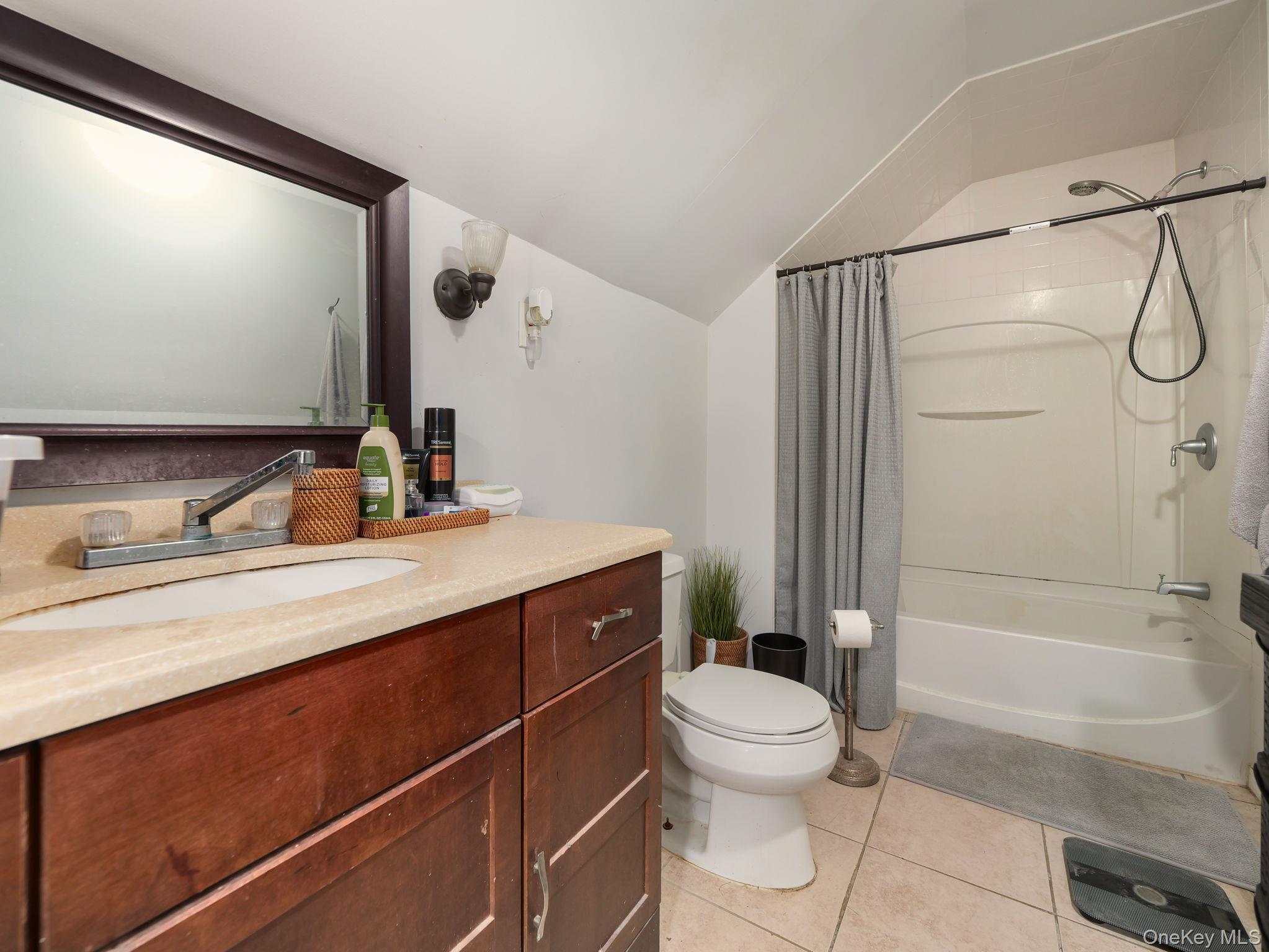 Single Family Bellevue Orange County, NY 12550, MLS-929451-17