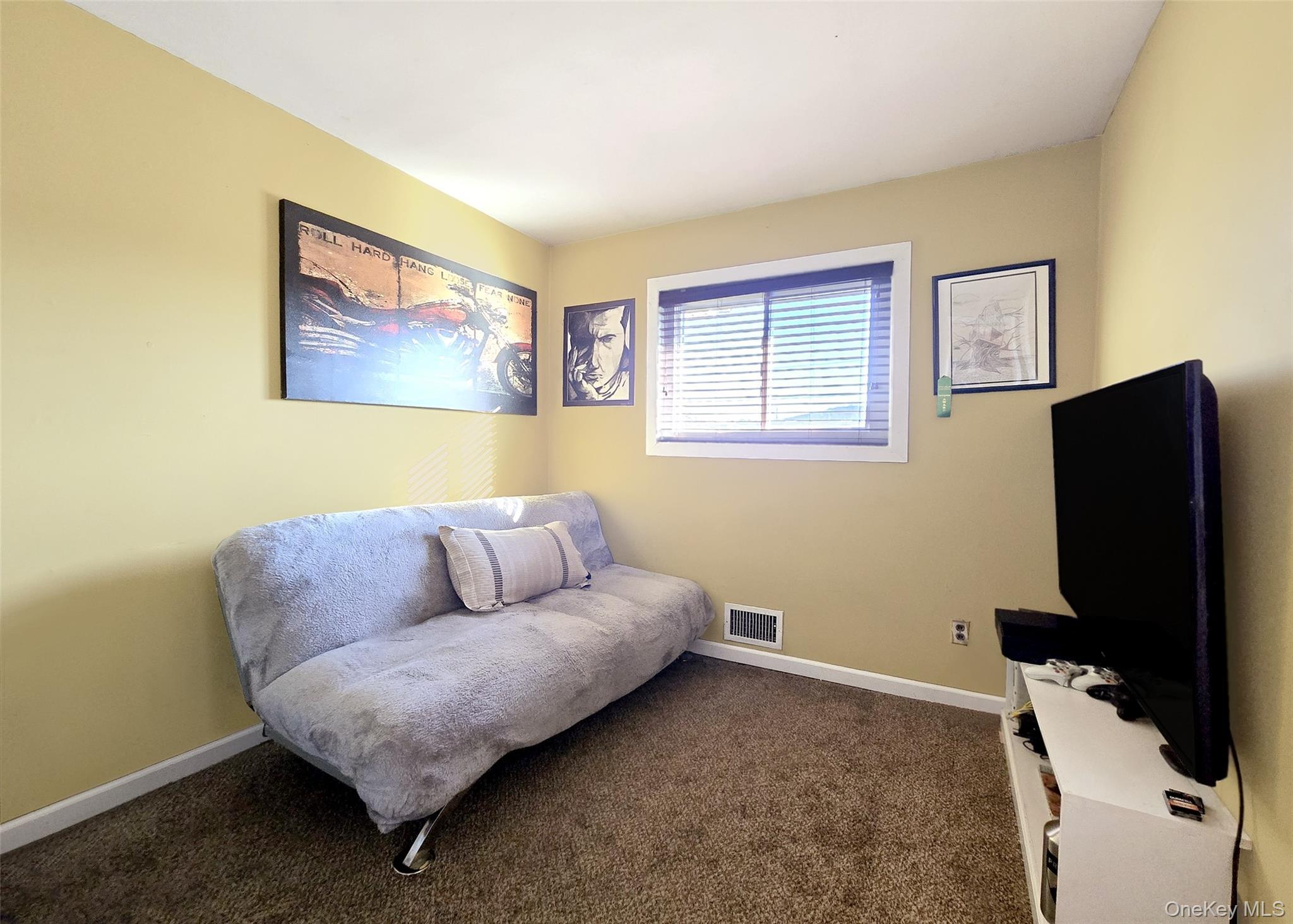 Single Family Van Buren Suffolk County, NY 11720, MLS-929460-14