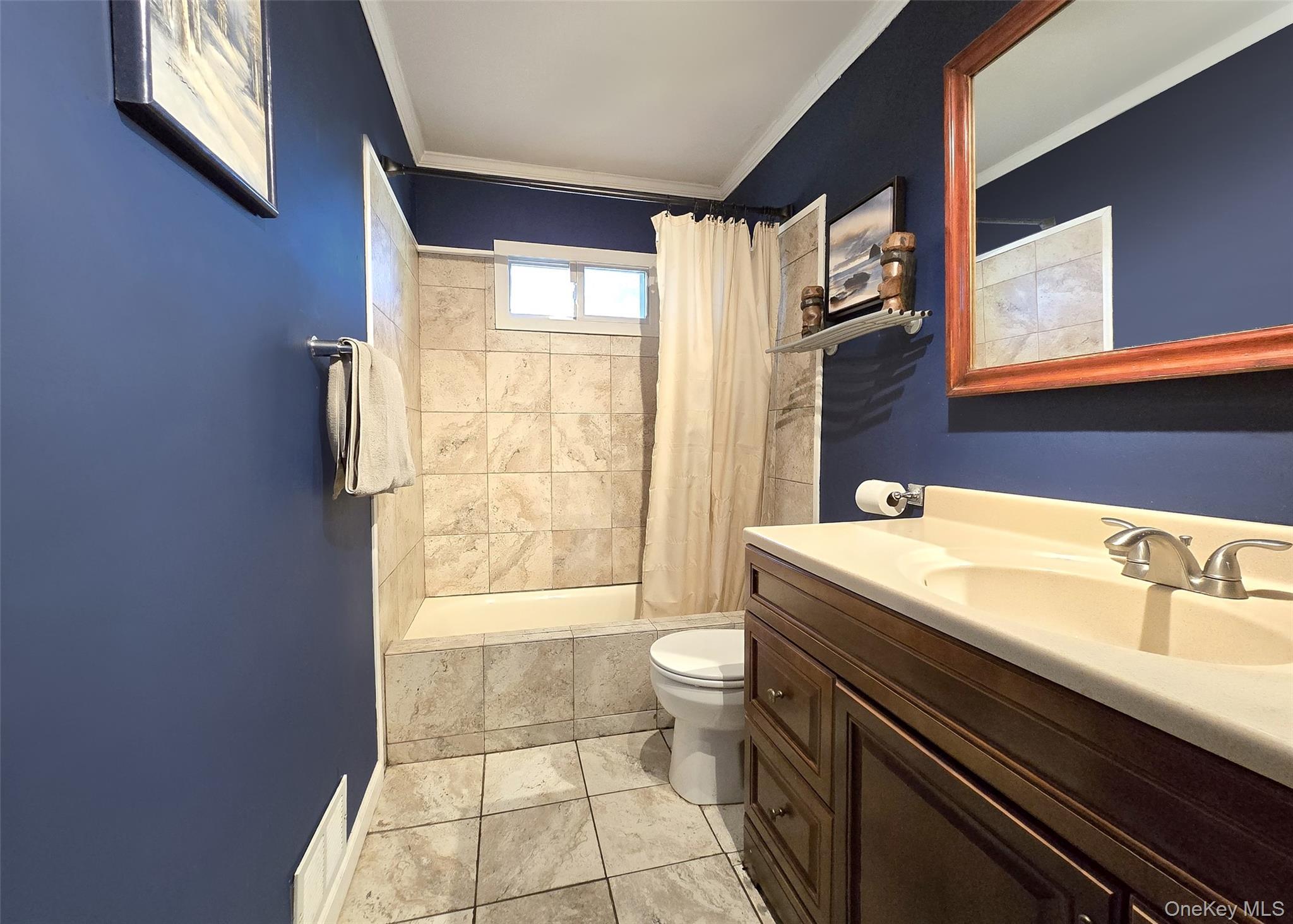 Single Family Van Buren Suffolk County, NY 11720, MLS-929460-15