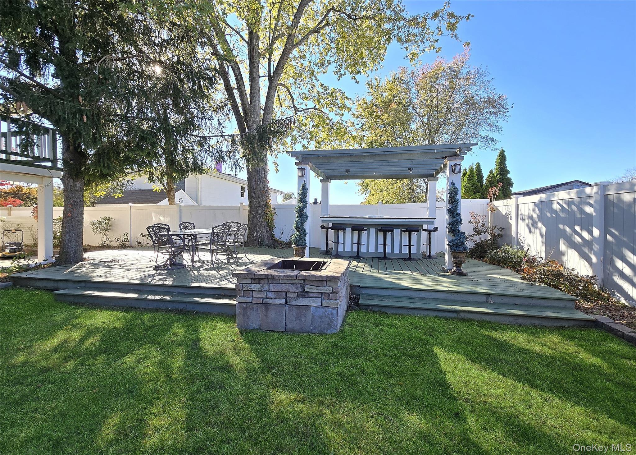 Single Family Van Buren Suffolk County, NY 11720, MLS-929460-19