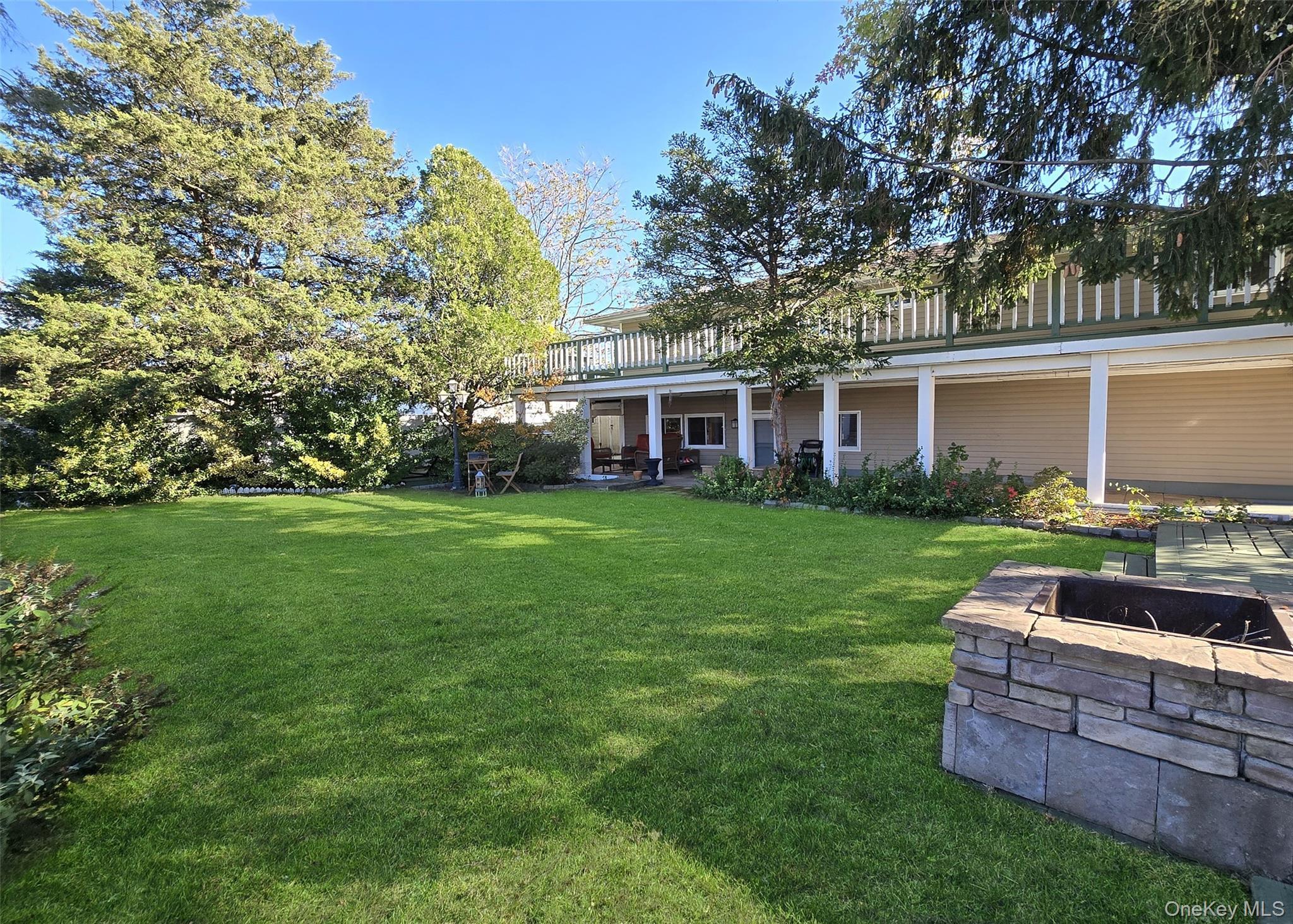 Single Family Van Buren Suffolk County, NY 11720, MLS-929460-22