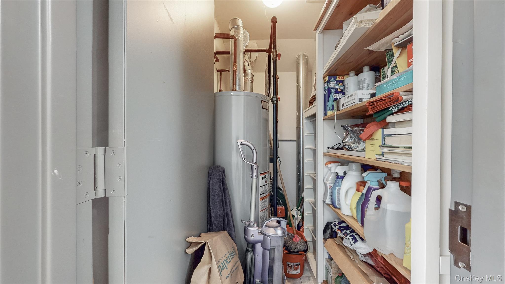 Single Family 14th  Queens, NY 11357, MLS-929467-14