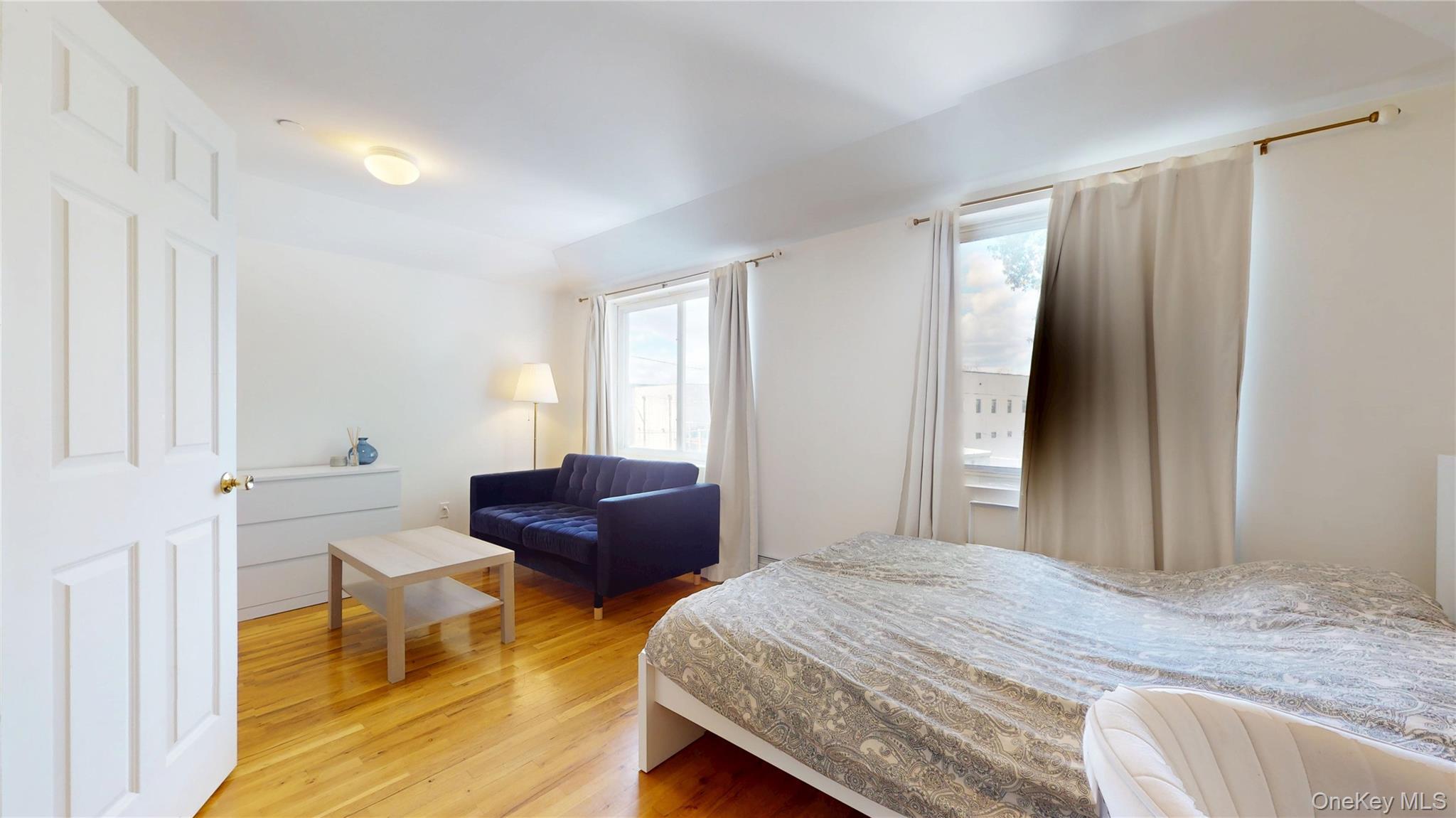 Single Family 14th  Queens, NY 11357, MLS-929467-20