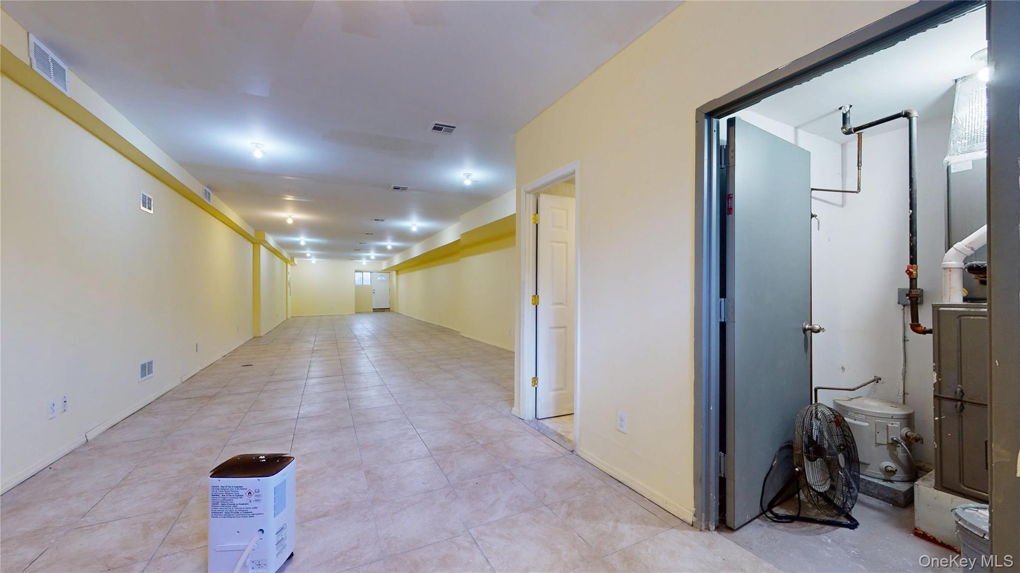 Single Family 14th  Queens, NY 11357, MLS-929467-26