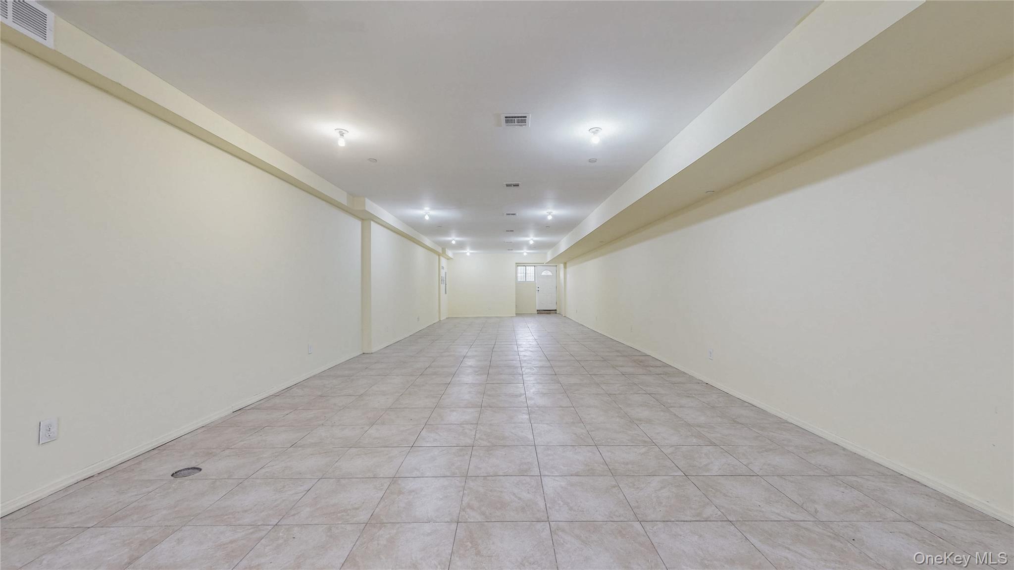 Single Family 14th  Queens, NY 11357, MLS-929467-27