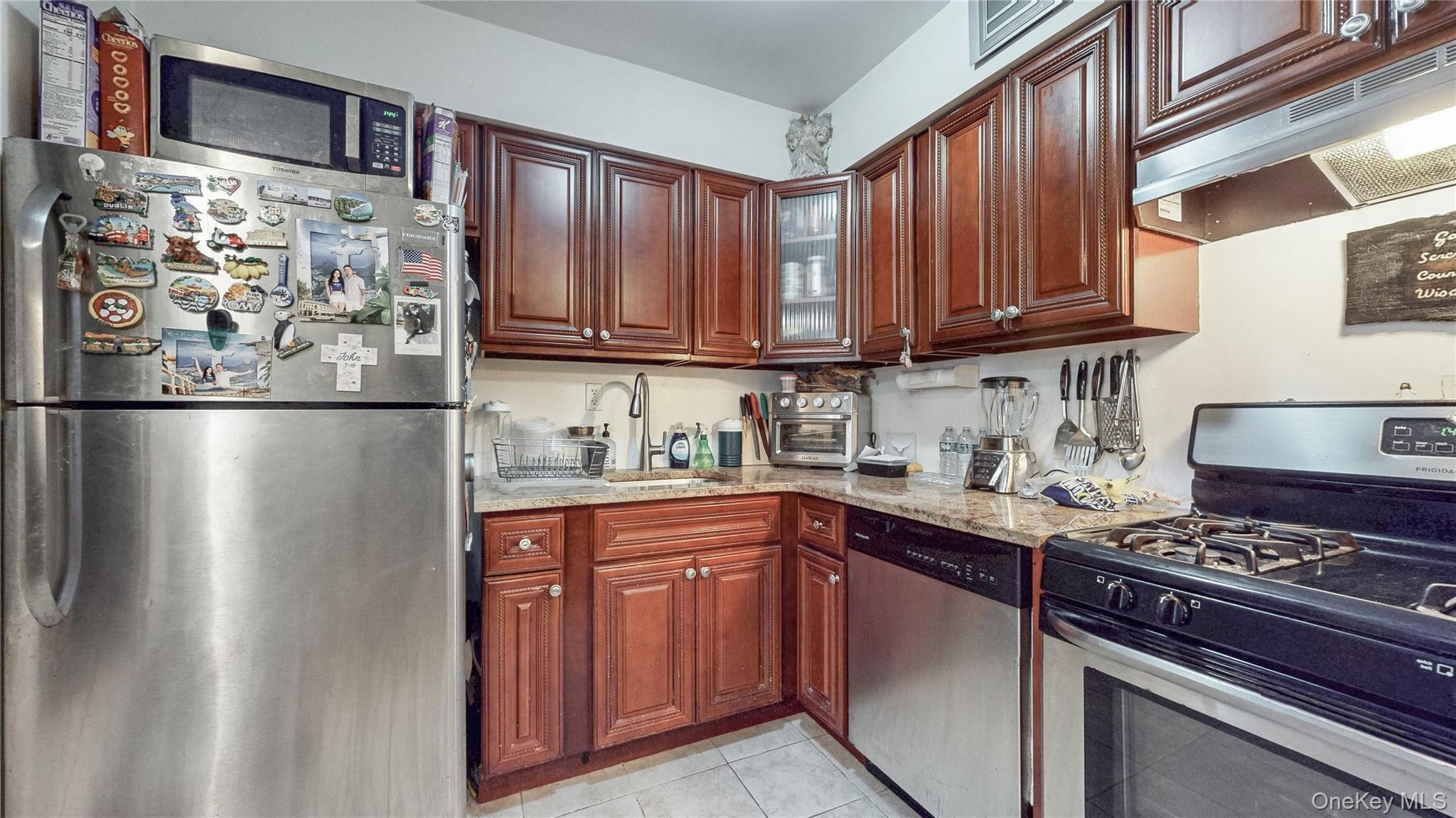 Single Family 14th  Queens, NY 11357, MLS-929467-3