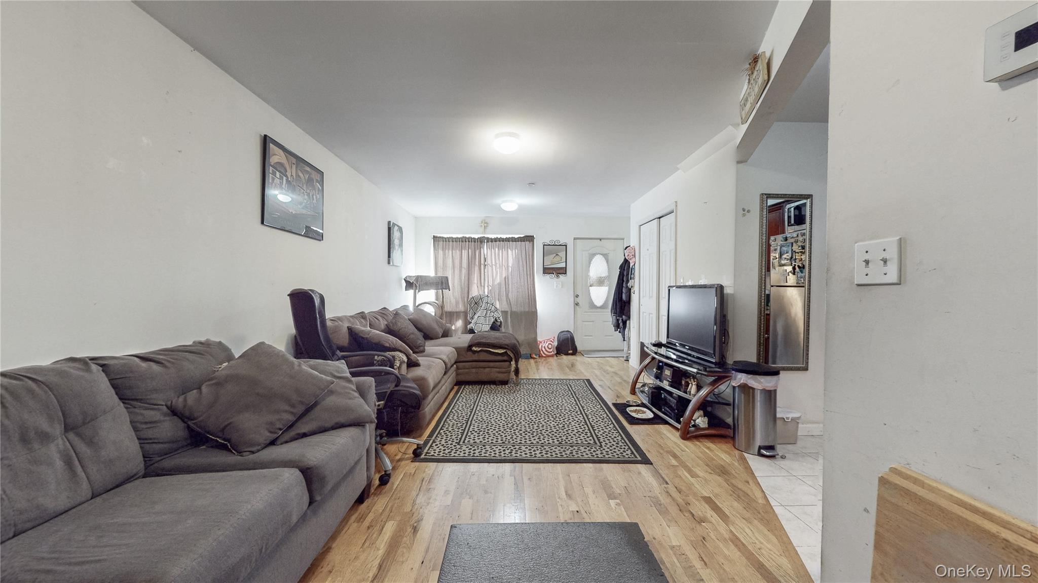 Single Family 14th  Queens, NY 11357, MLS-929467-4