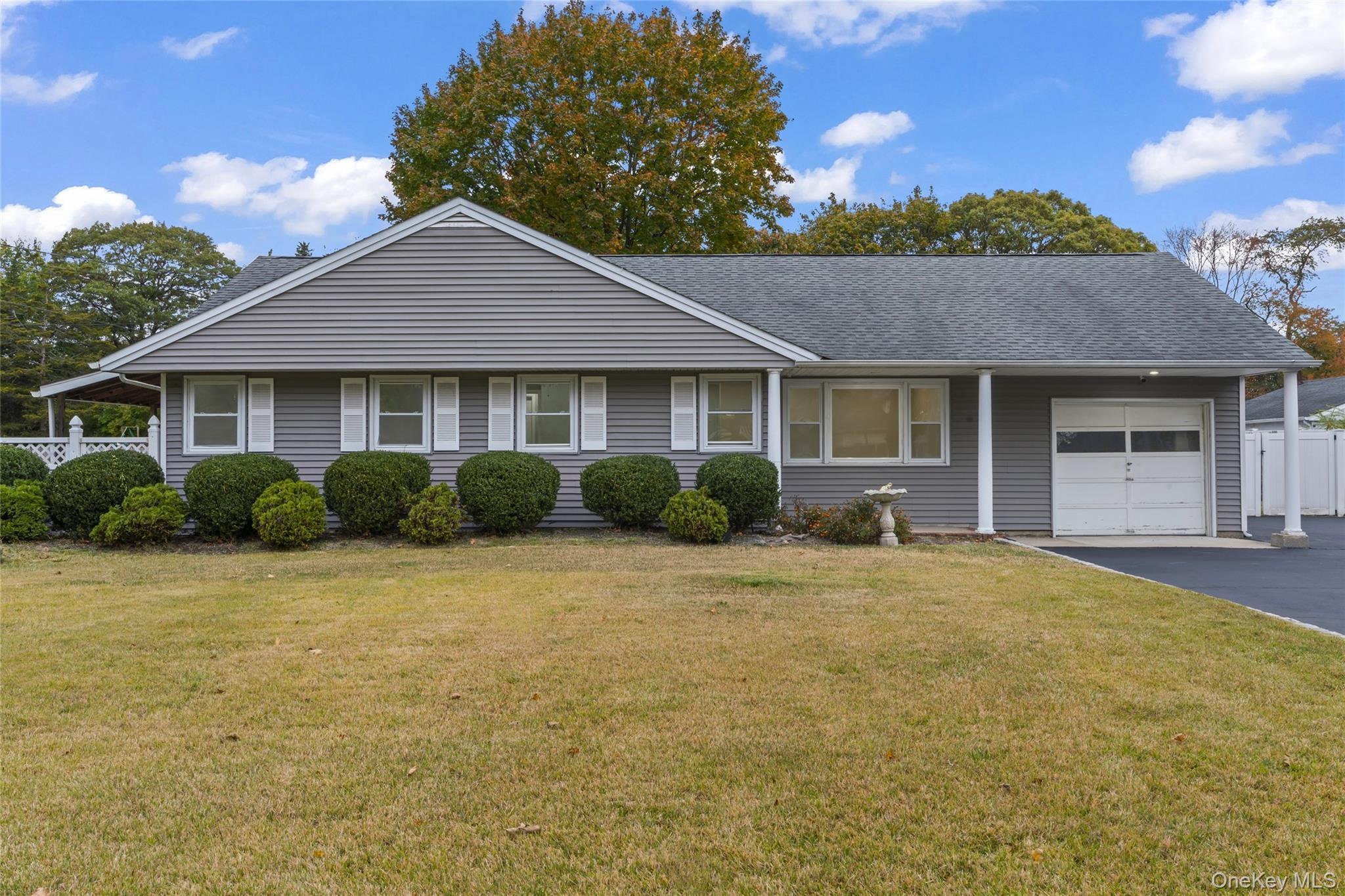 Single Family Franklin  Suffolk County, NY 11717, MLS-929476-2