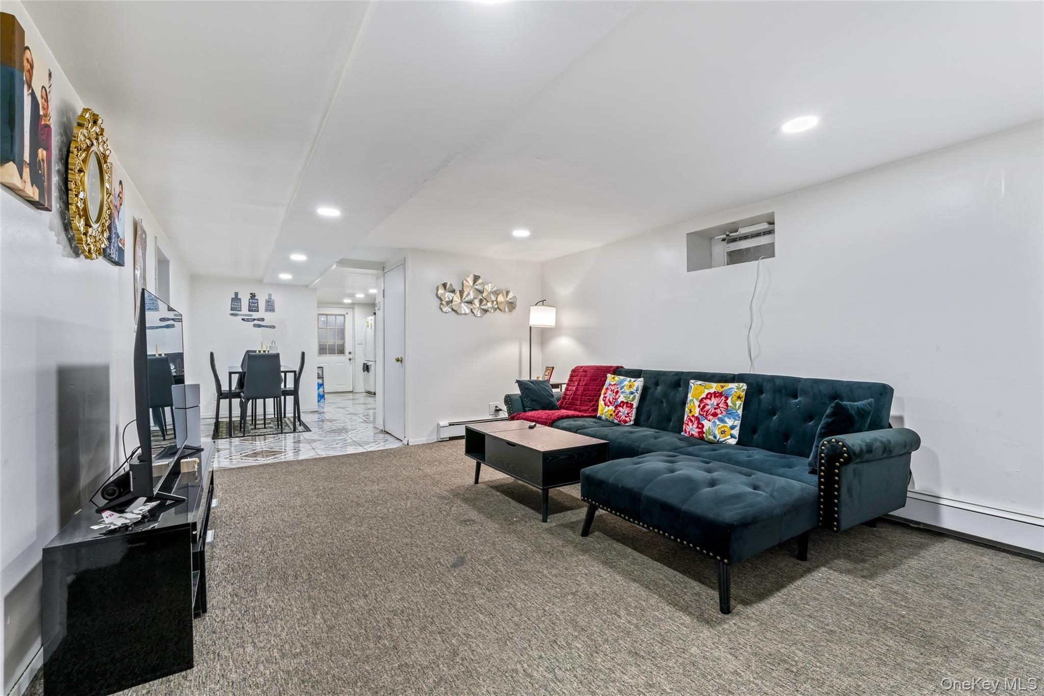 Single Family Franklin  Suffolk County, NY 11717, MLS-929476-26