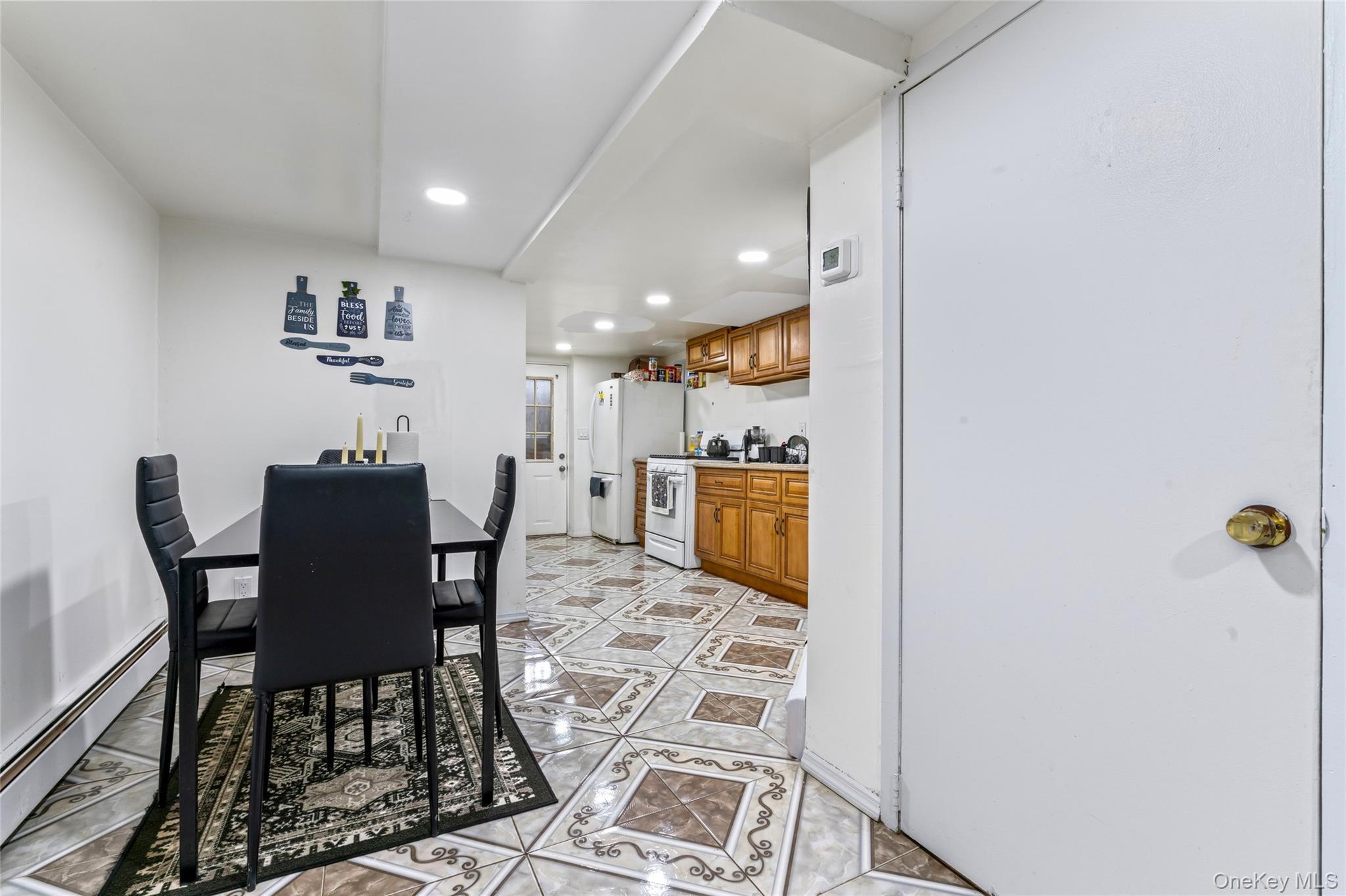 Single Family Franklin  Suffolk County, NY 11717, MLS-929476-27