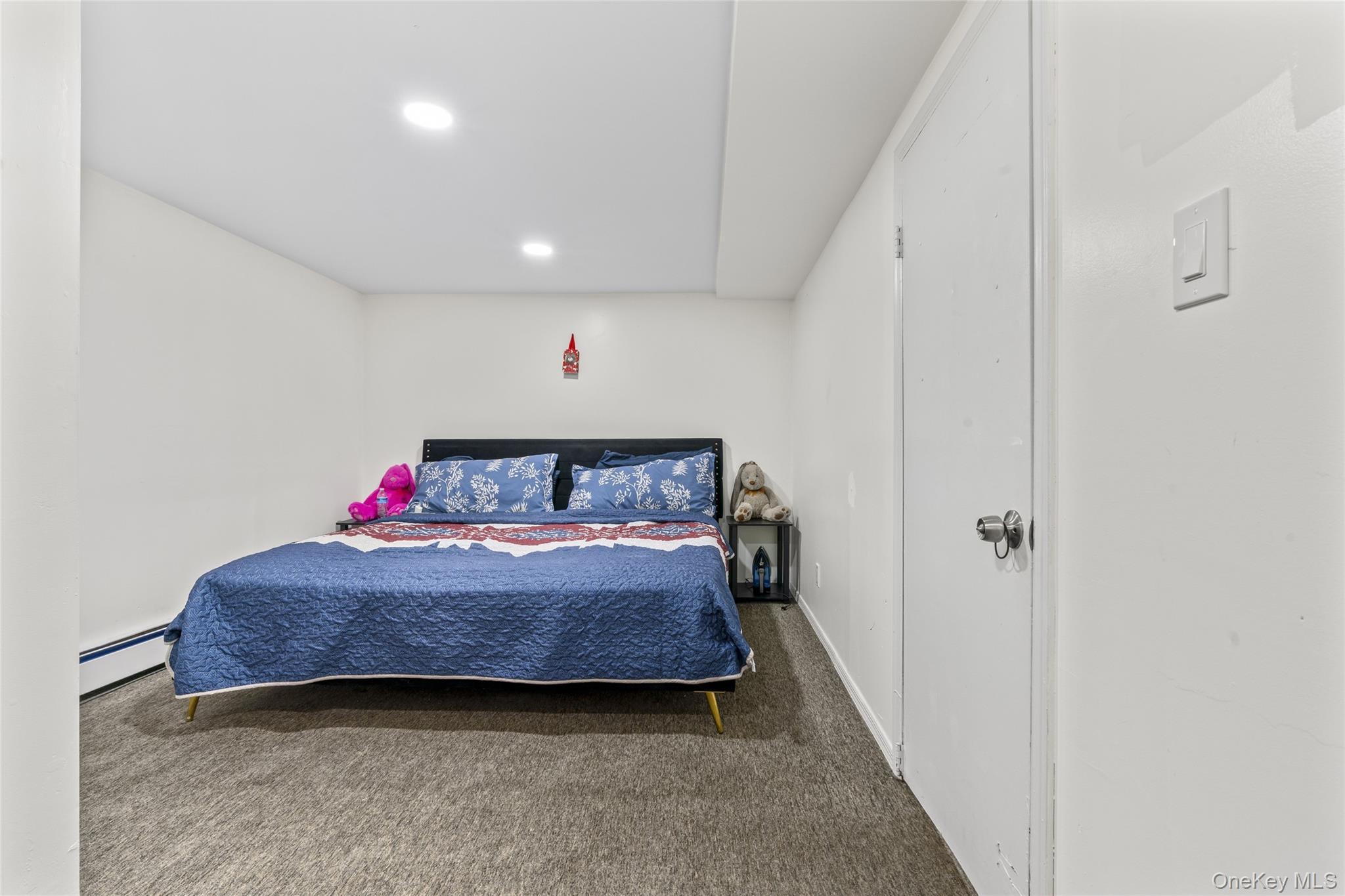 Single Family Franklin  Suffolk County, NY 11717, MLS-929476-28