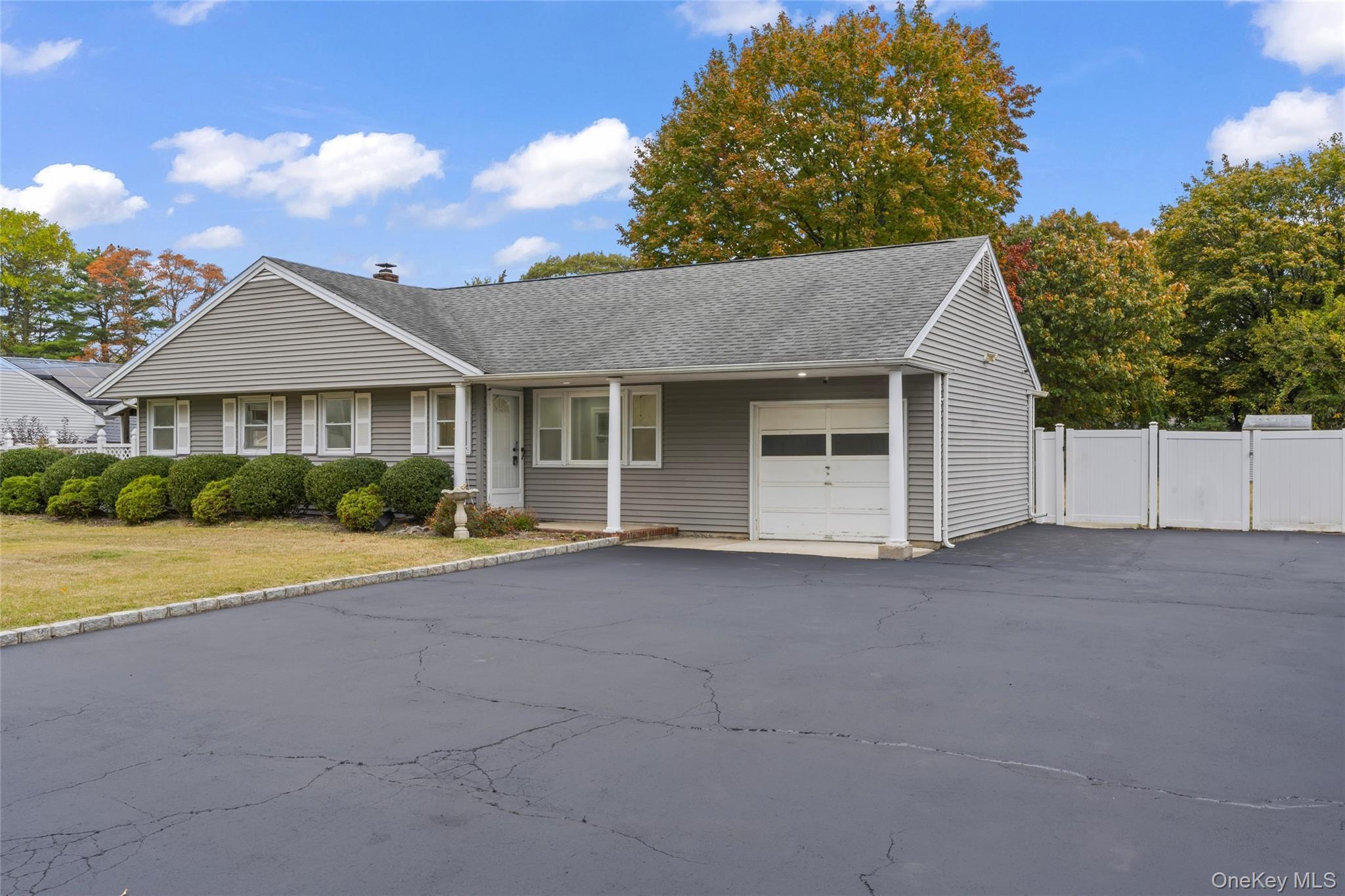 Single Family Franklin  Suffolk County, NY 11717, MLS-929476-37