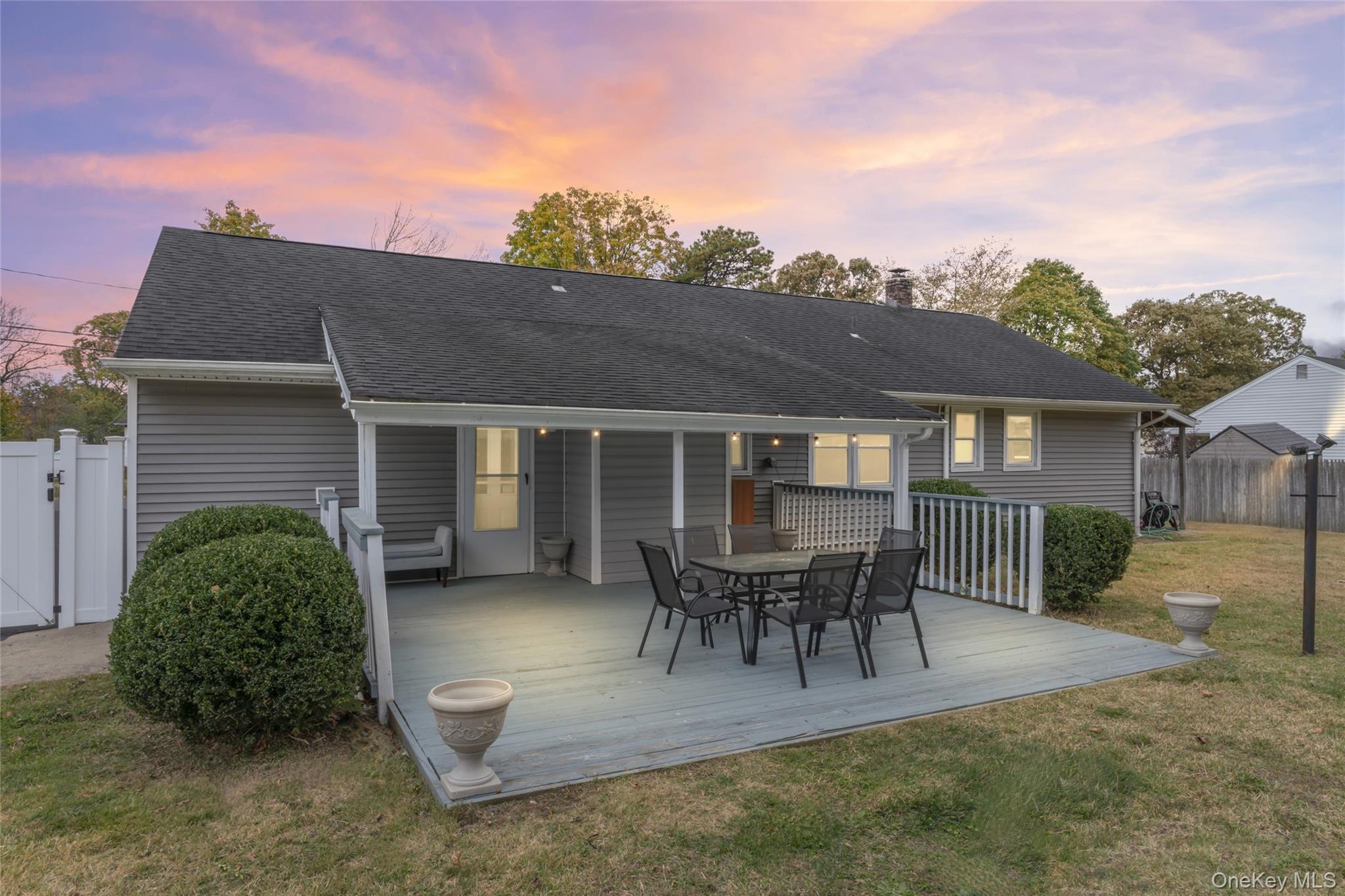 Single Family Franklin  Suffolk County, NY 11717, MLS-929476-4