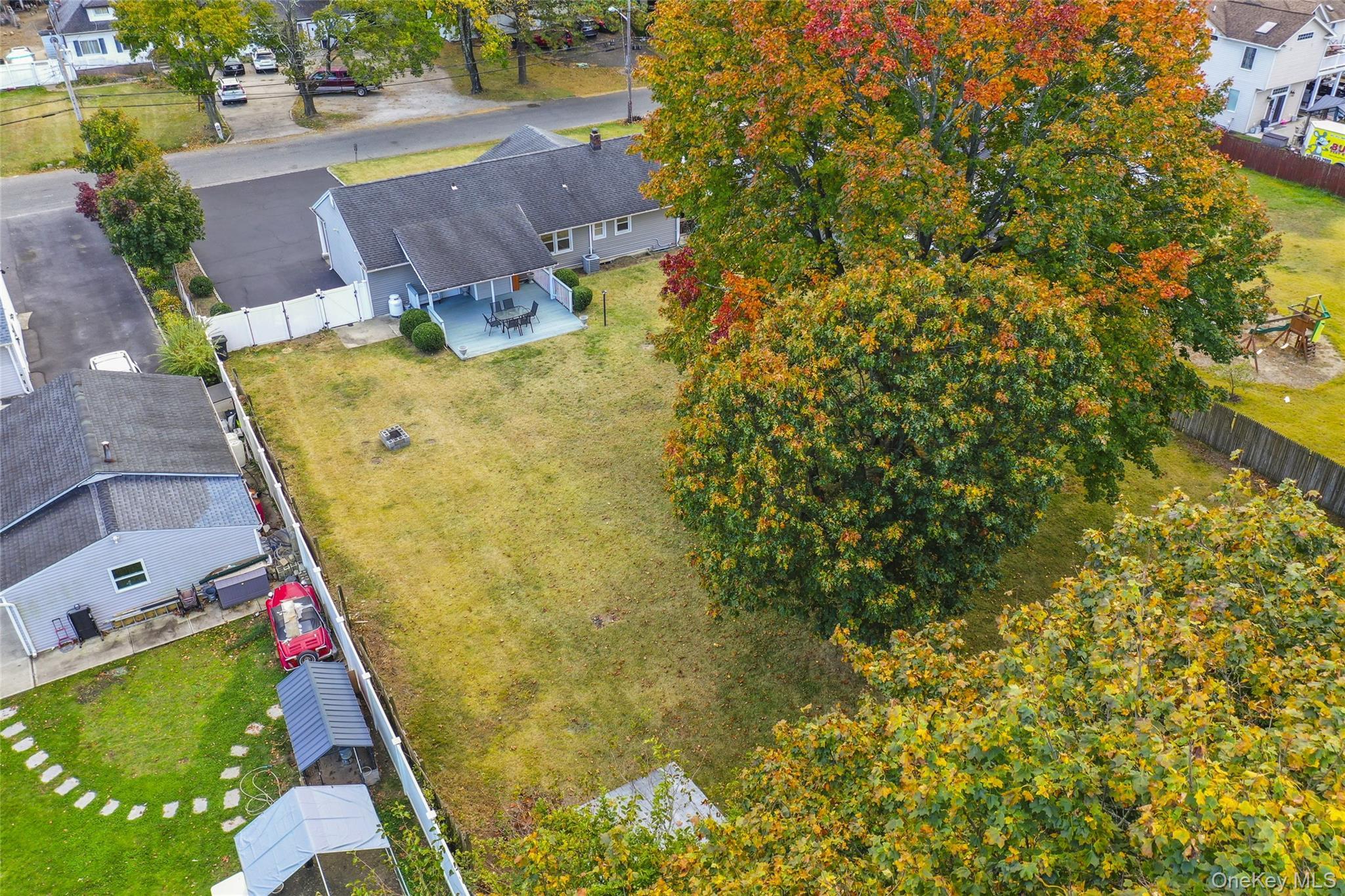 Single Family Franklin  Suffolk County, NY 11717, MLS-929476-40