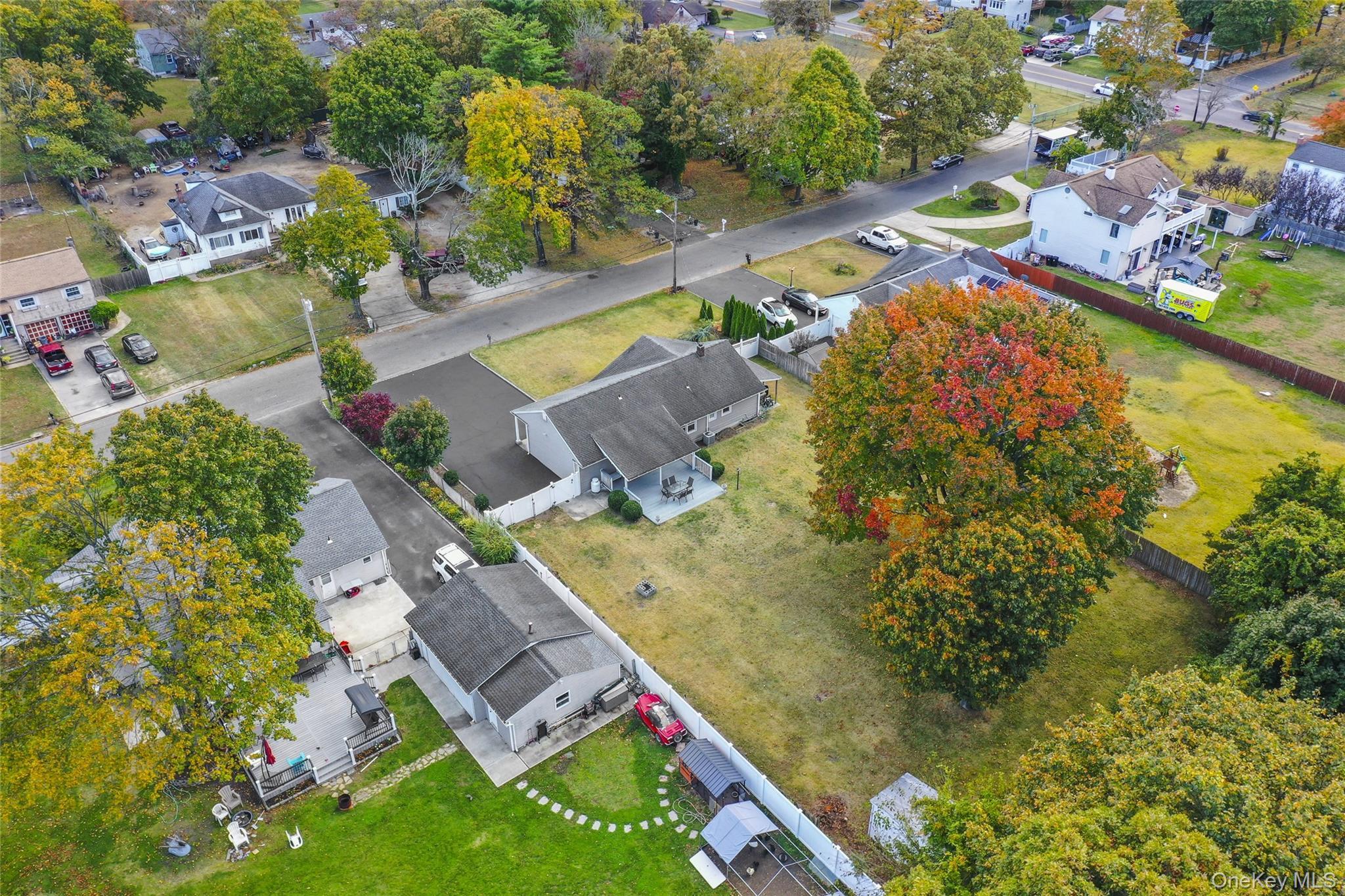 Single Family Franklin  Suffolk County, NY 11717, MLS-929476-43