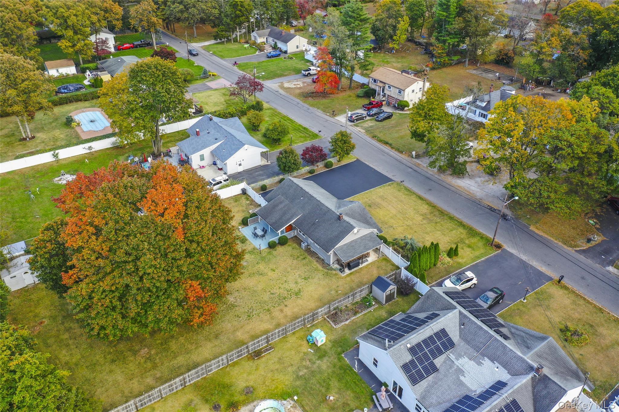 Single Family Franklin  Suffolk County, NY 11717, MLS-929476-44