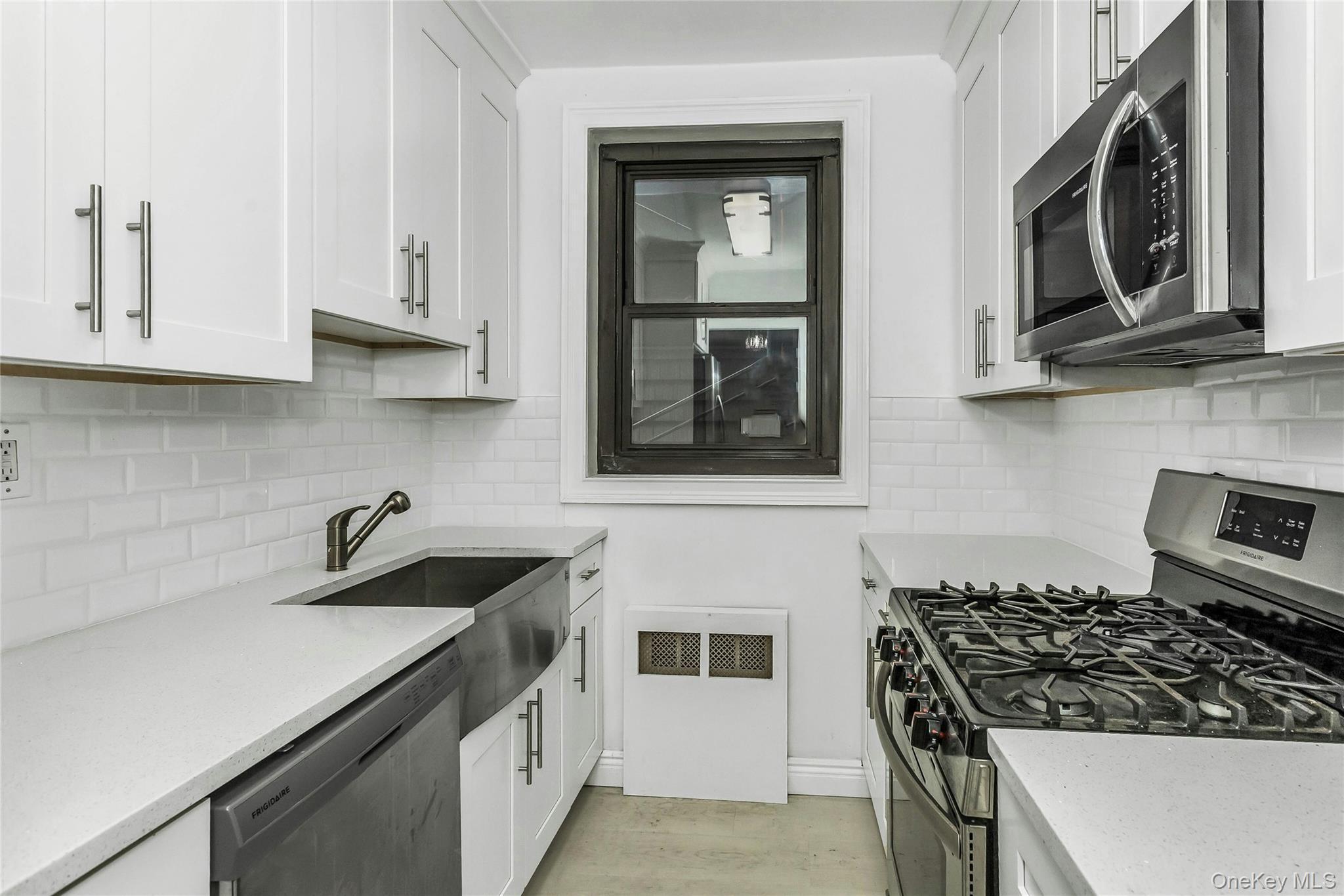 Coop Hill Park Ave Nassau County, NY 11021, MLS-929495-13