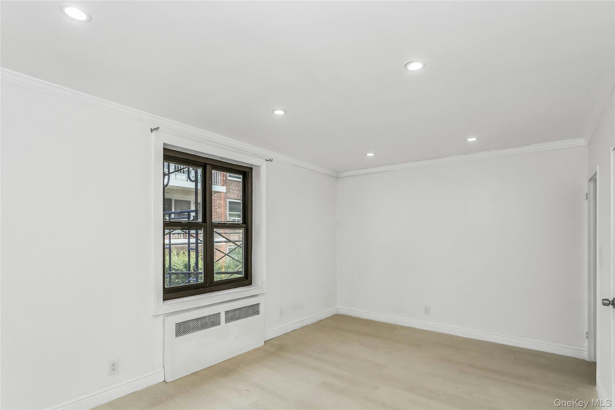 Coop Hill Park Ave Nassau County, NY 11021, MLS-929495-16