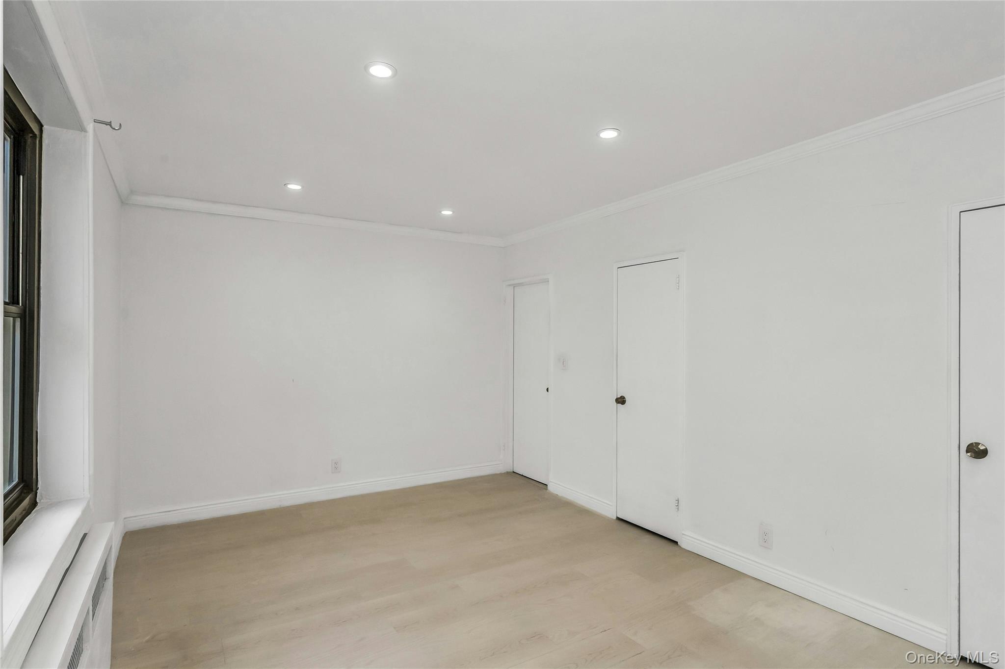 Coop Hill Park Ave Nassau County, NY 11021, MLS-929495-18