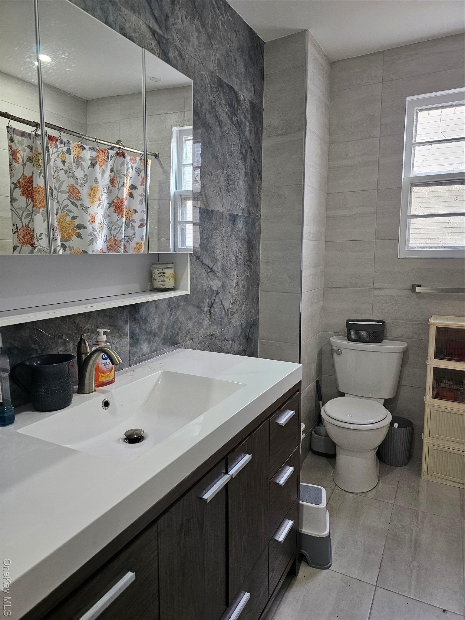 Single Family Morris Nassau County, NY 11096, MLS-929505-6