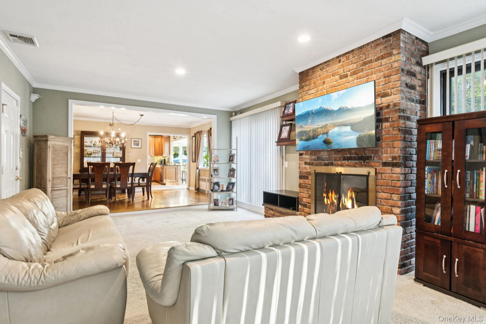 Single Family Colonial  Suffolk County, NY 11743, MLS-929511-11