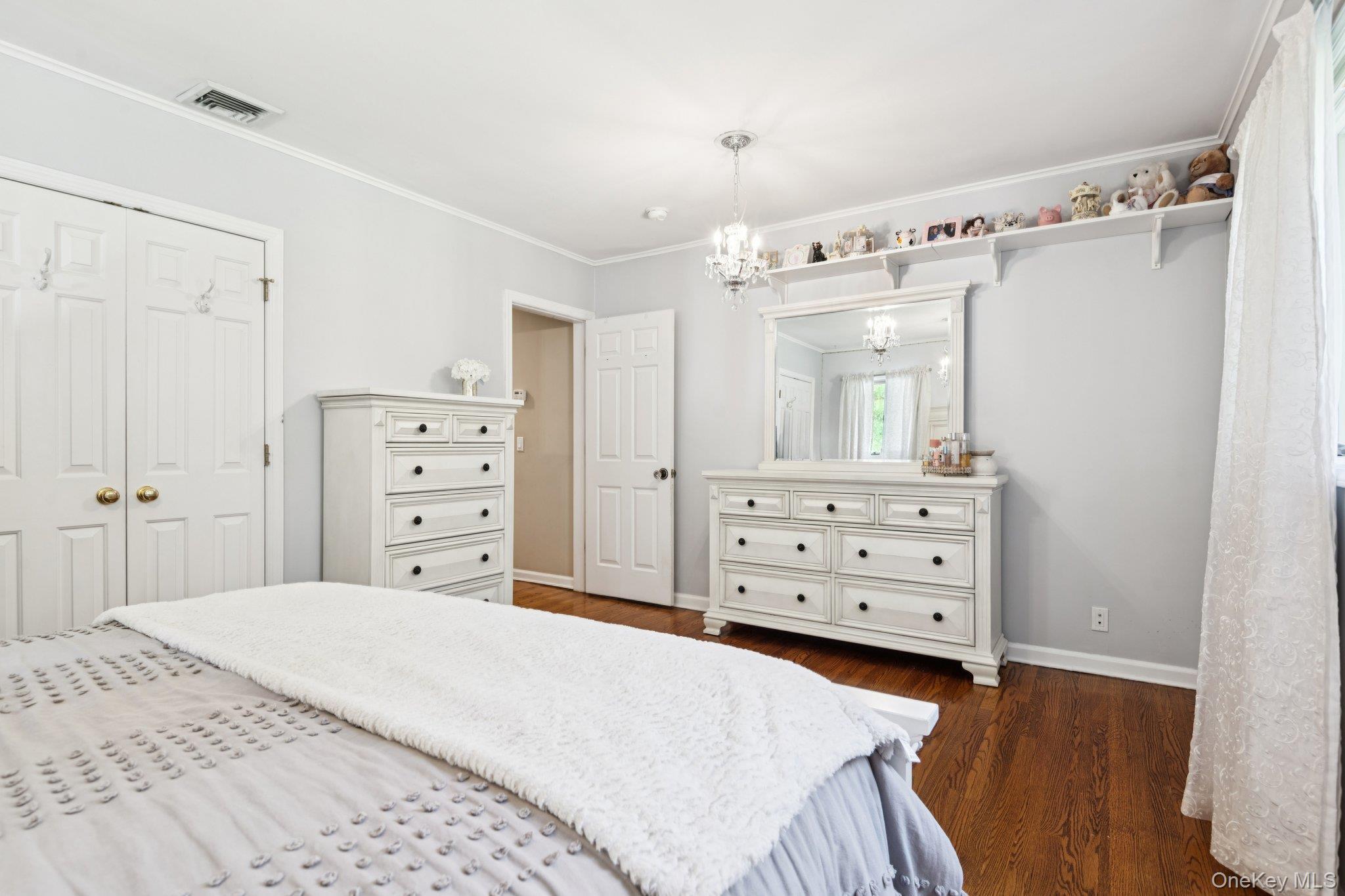 Single Family Colonial  Suffolk County, NY 11743, MLS-929511-22