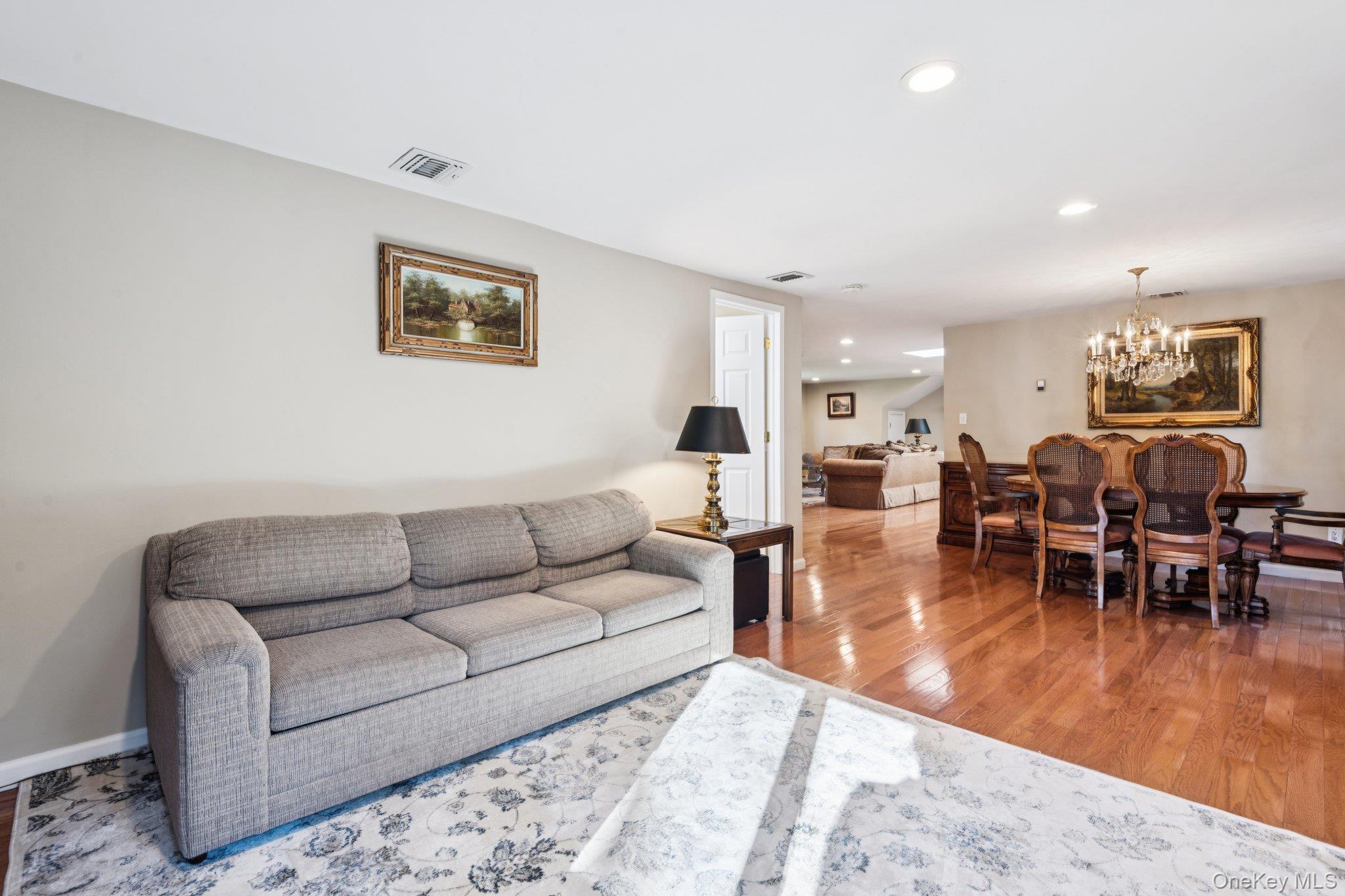 Single Family Colonial  Suffolk County, NY 11743, MLS-929511-28