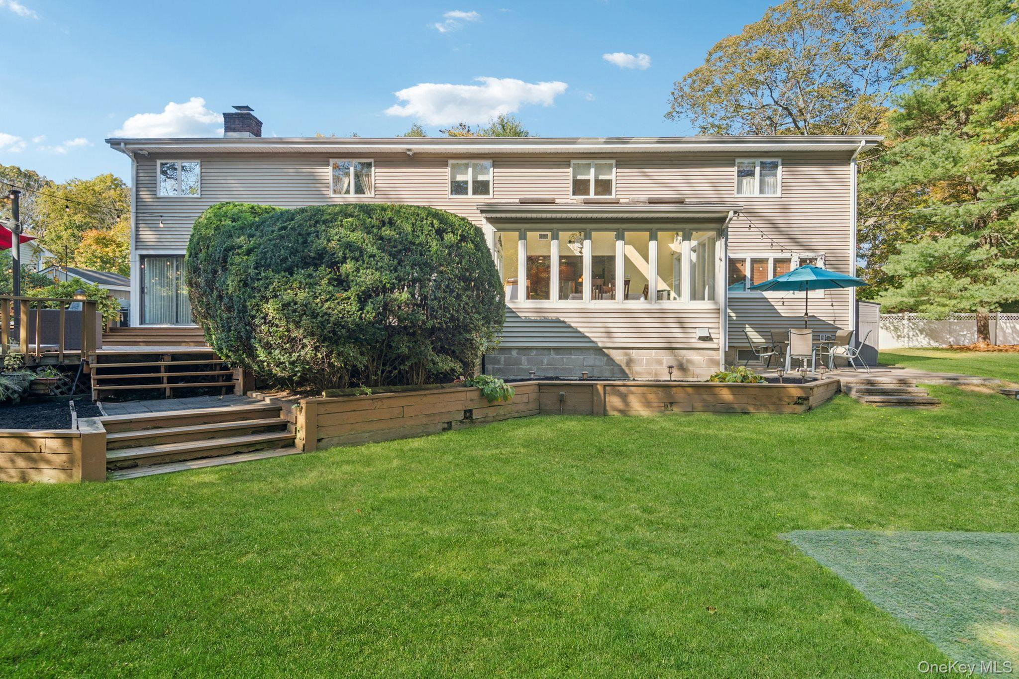 Single Family Colonial  Suffolk County, NY 11743, MLS-929511-35