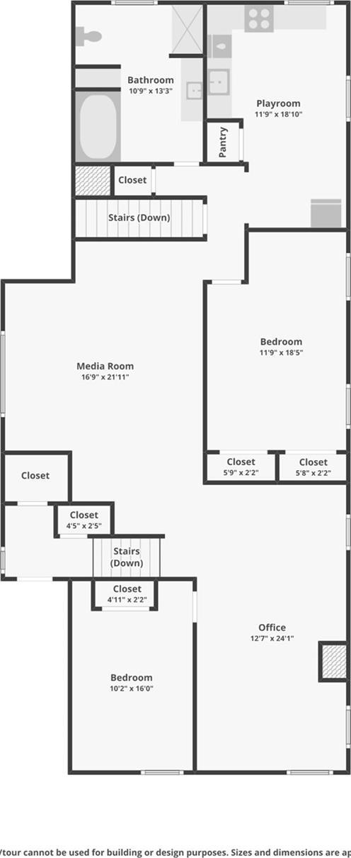 Single Family Colonial  Suffolk County, NY 11743, MLS-929511-45