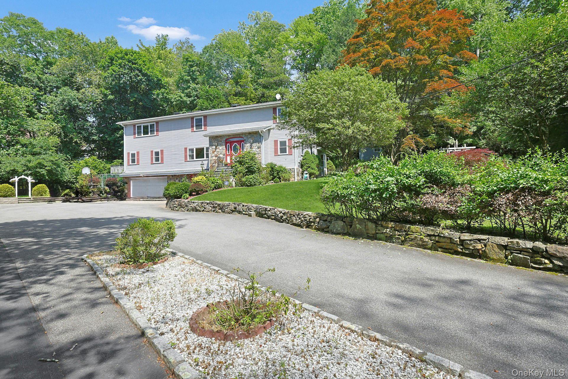 Single Family Nanny Hagen  Westchester County, NY 10594, MLS-929514-2