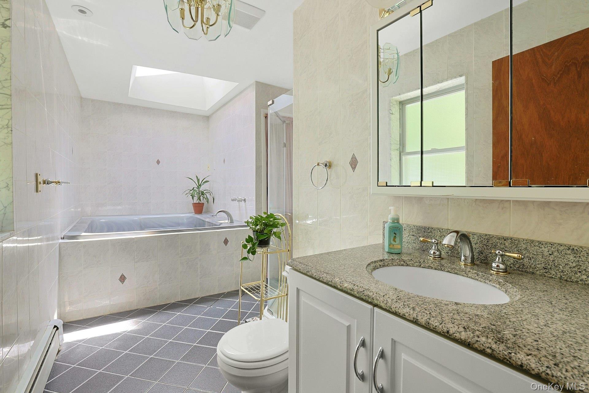 Single Family Nanny Hagen  Westchester County, NY 10594, MLS-929514-23