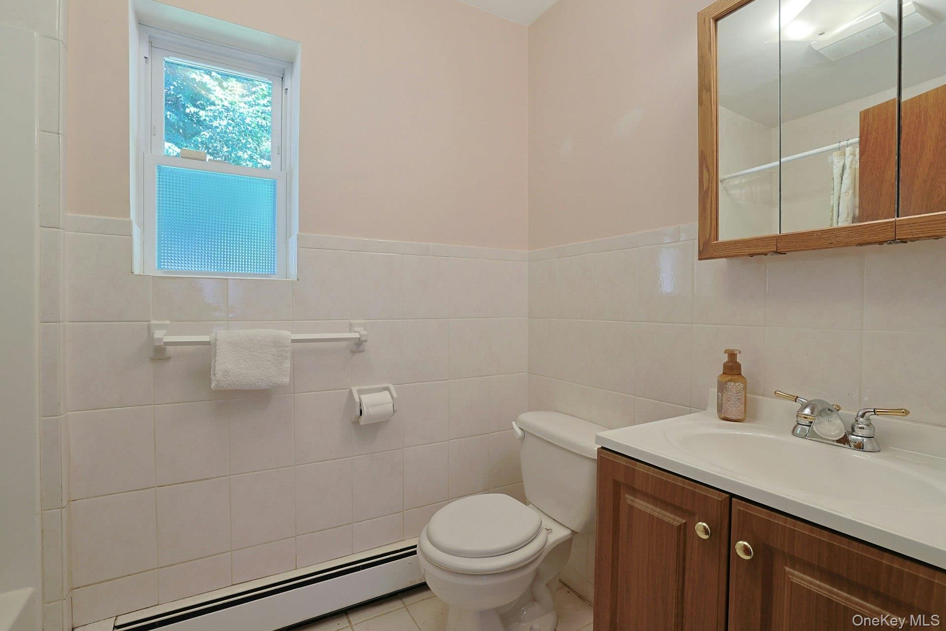 Single Family Nanny Hagen  Westchester County, NY 10594, MLS-929514-26