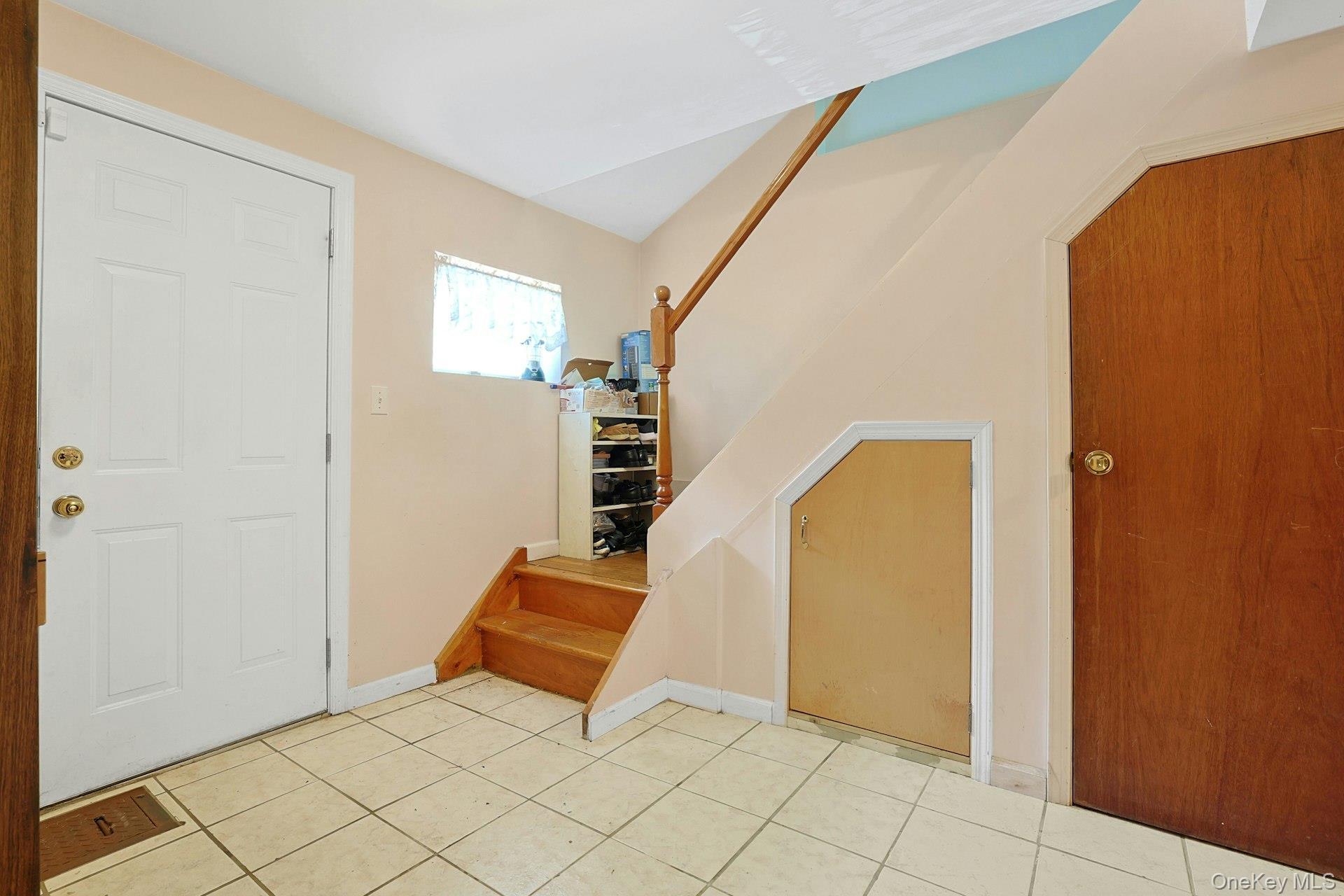 Single Family Nanny Hagen  Westchester County, NY 10594, MLS-929514-30