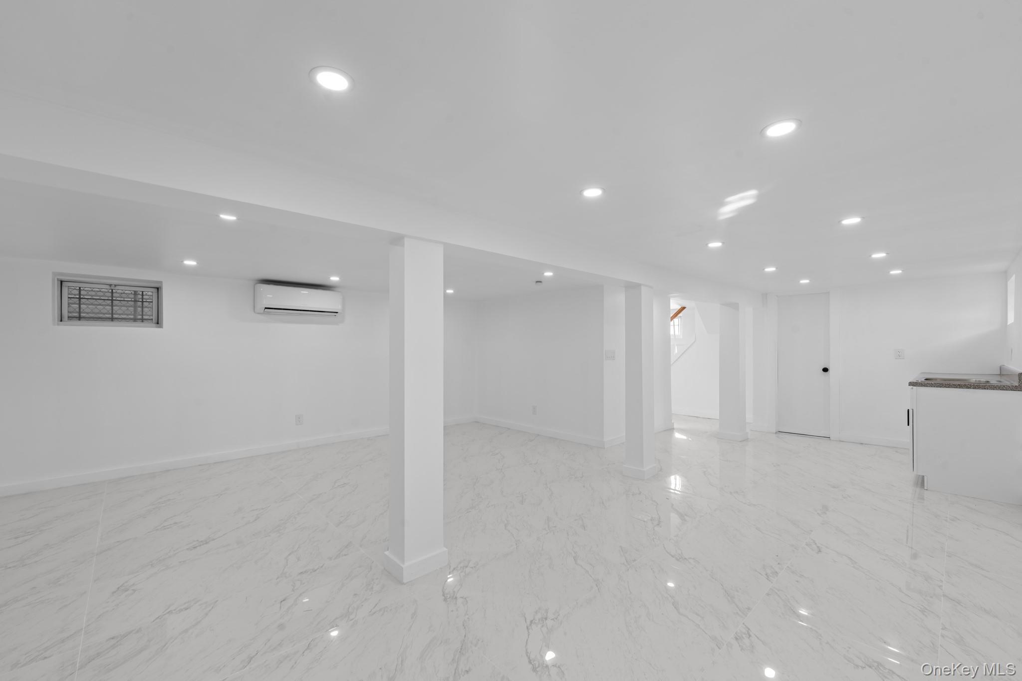 Single Family 139th  Queens, NY 11435, MLS-929522-10