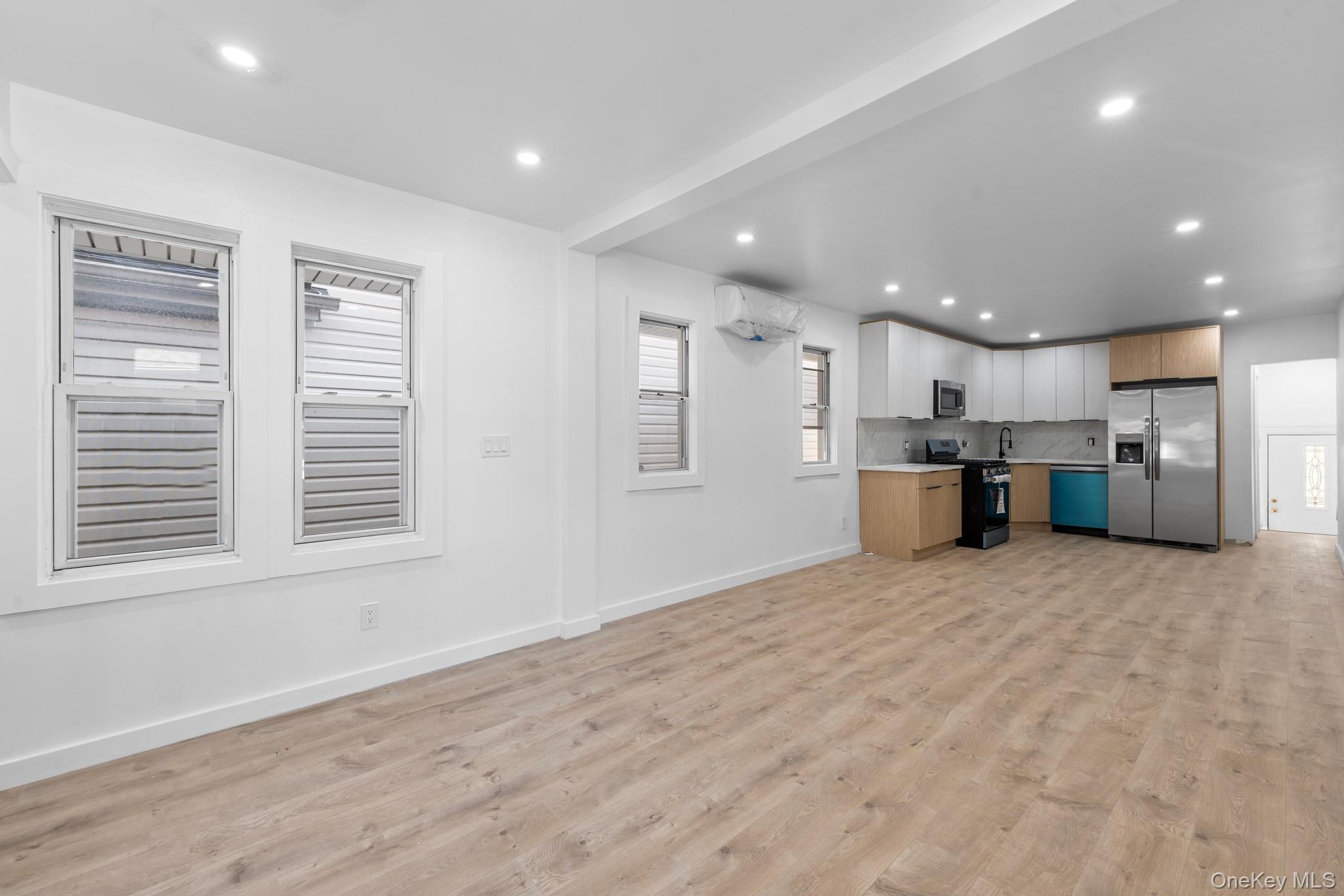 Single Family 139th  Queens, NY 11435, MLS-929522-4