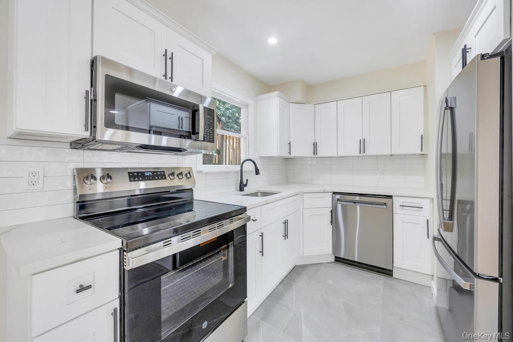 Single Family Shinnecock  Suffolk County, NY 11950, MLS-929524-24