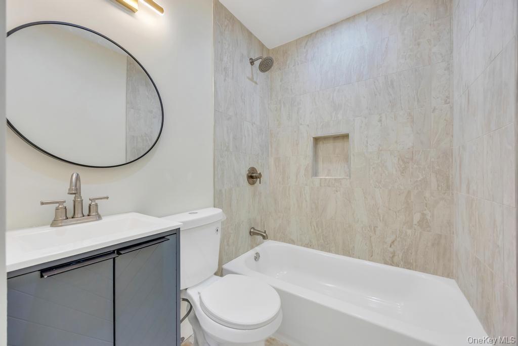 Single Family Shinnecock  Suffolk County, NY 11950, MLS-929524-28